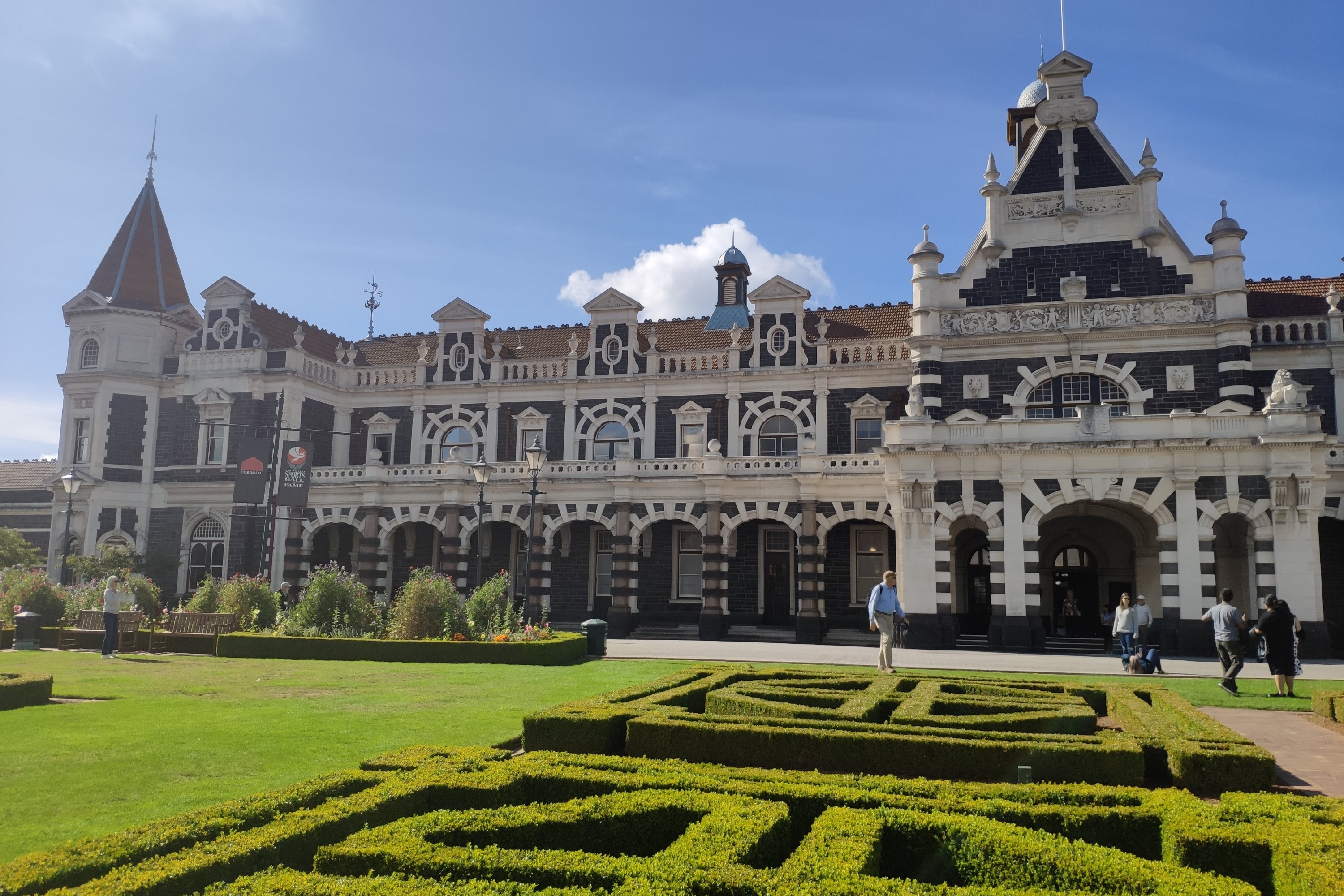 Dunedin City & Coastal Views Tour