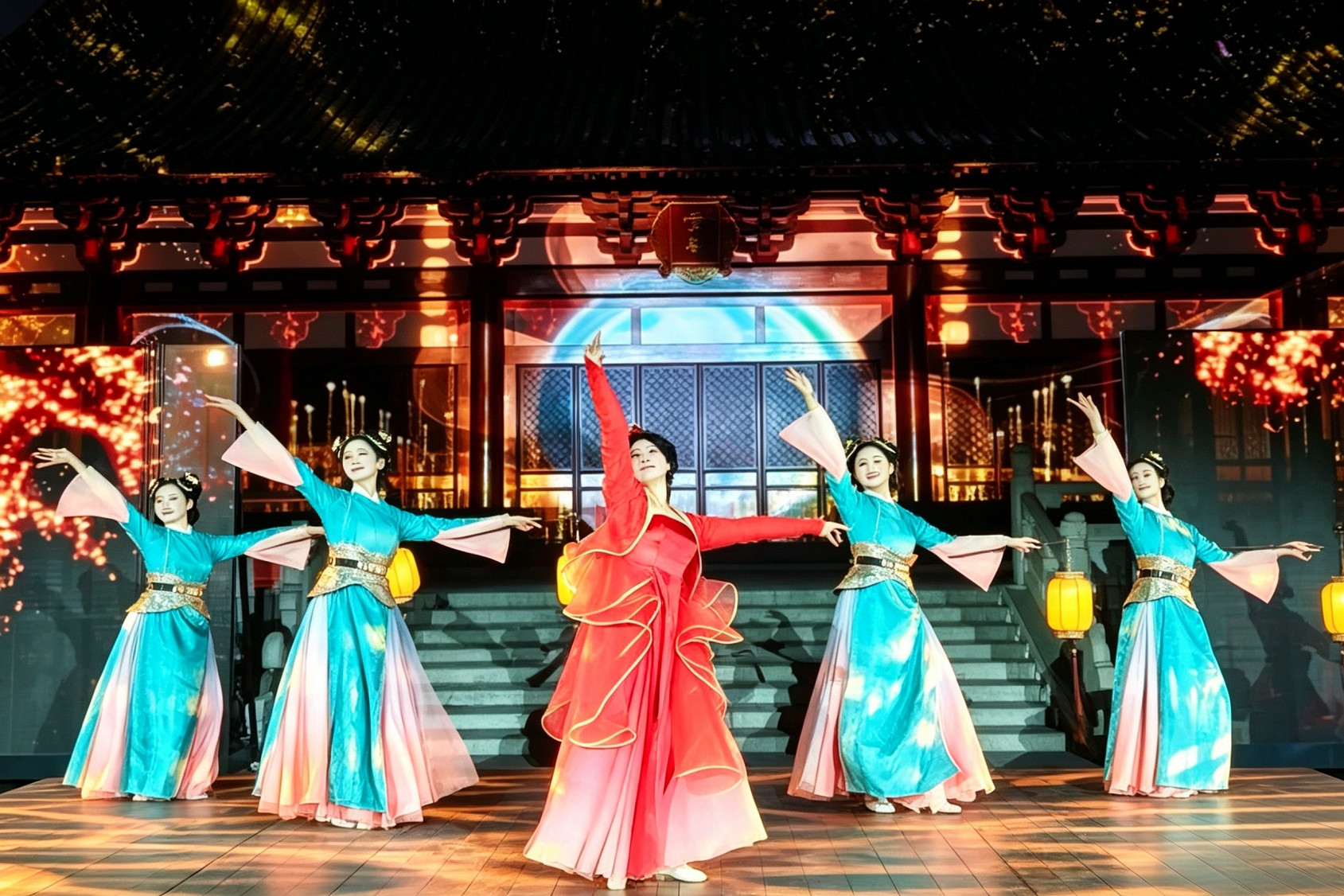 Night Tour of Deshou Palace, Hangzhou