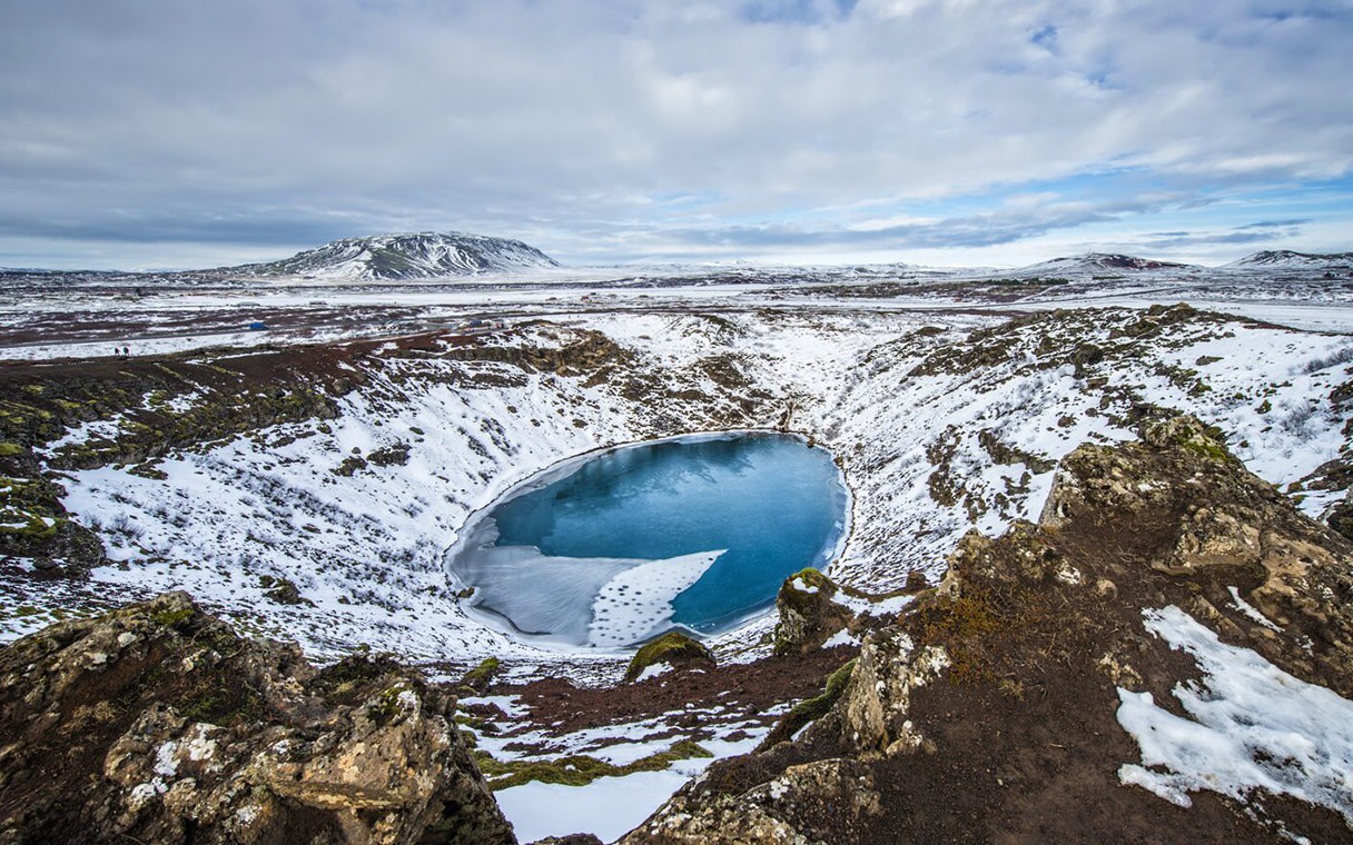Iceland Golden Circle Blue Lagoon Day Trip (Crater Lake Geyser & Gullfoss Waterfall)