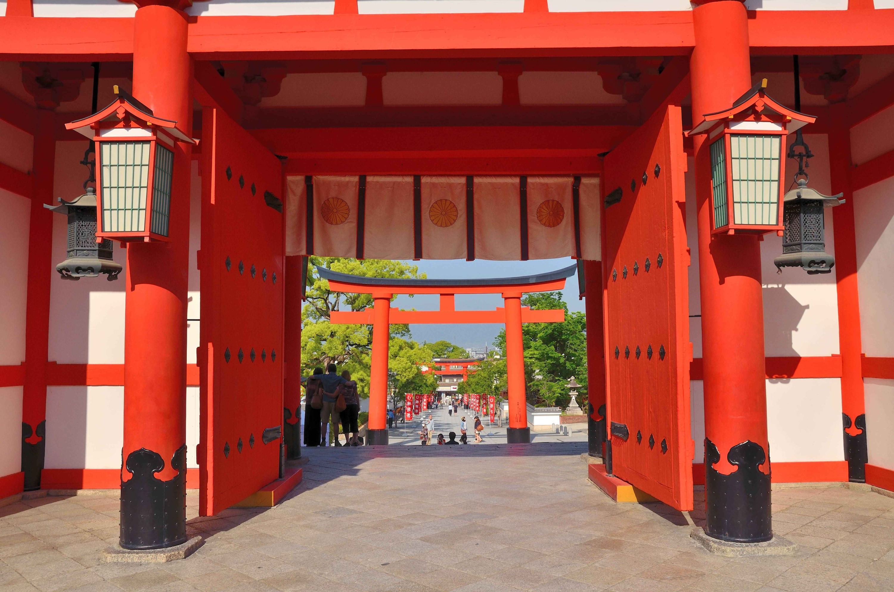 【京都&奈良一日遊】嵐山小火車&奈良公園&伏見稻荷大社千本鳥居&渡月橋&竹林小徑&和服森林 （大阪出發）