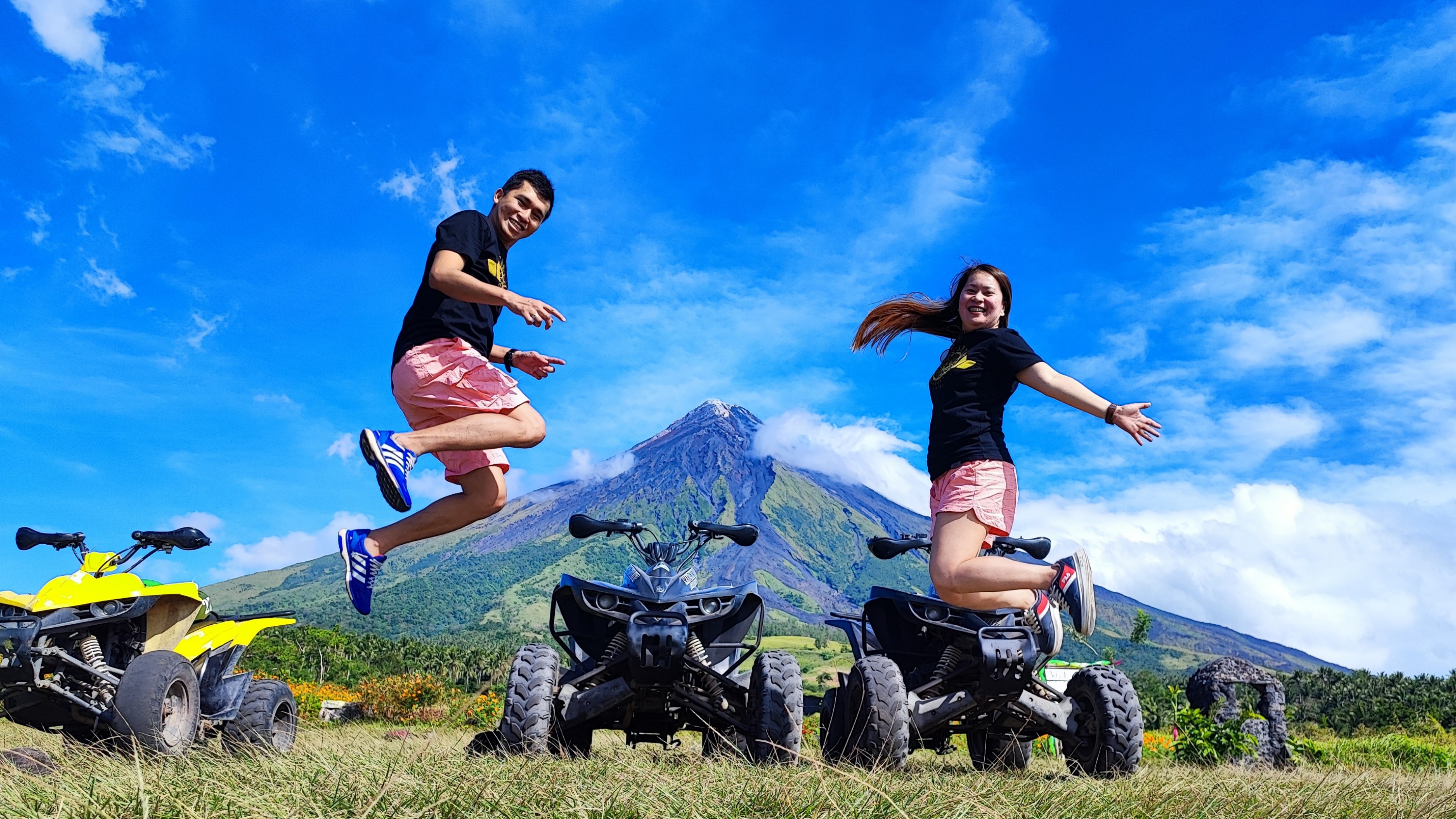阿爾拜馬榮火山ATV越野之旅（含私人往返班車）