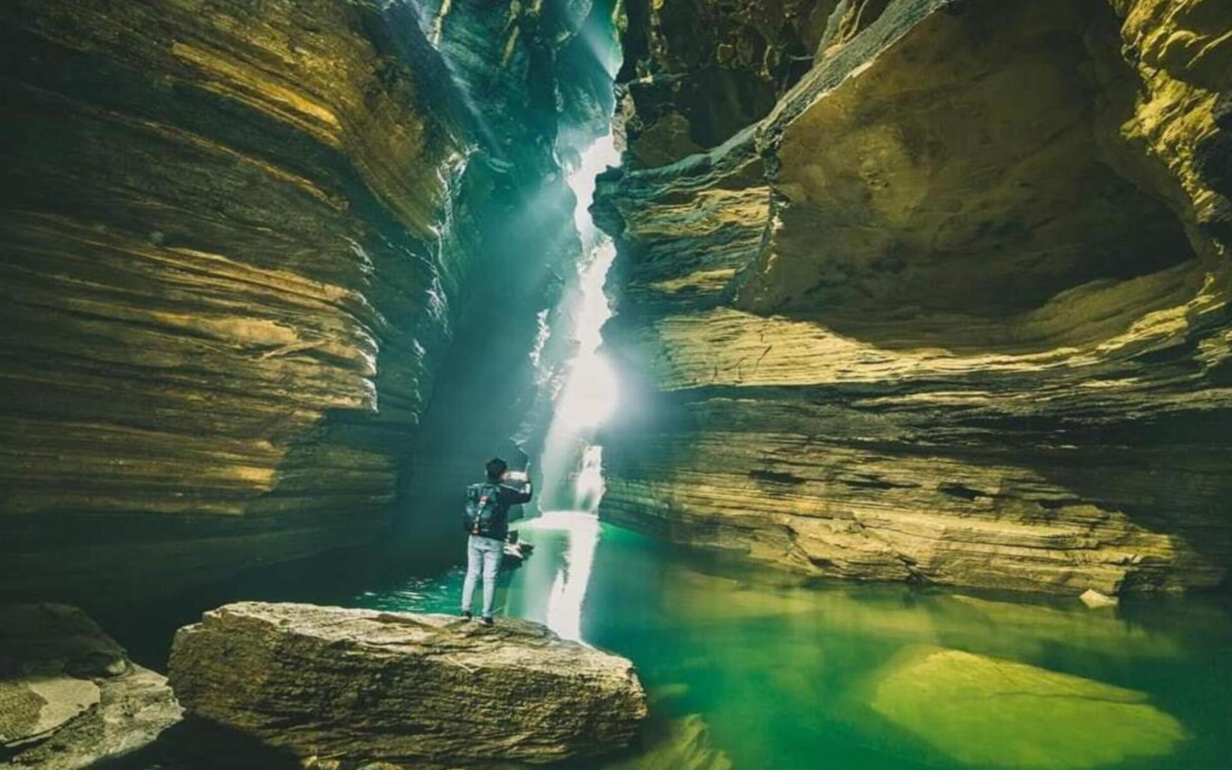 Pokhara 7 Iconic Attractions Full-Day Tour with Guide