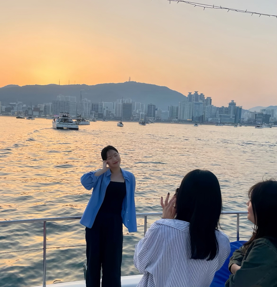 Busan Romantic Public/Private Yacht Tour