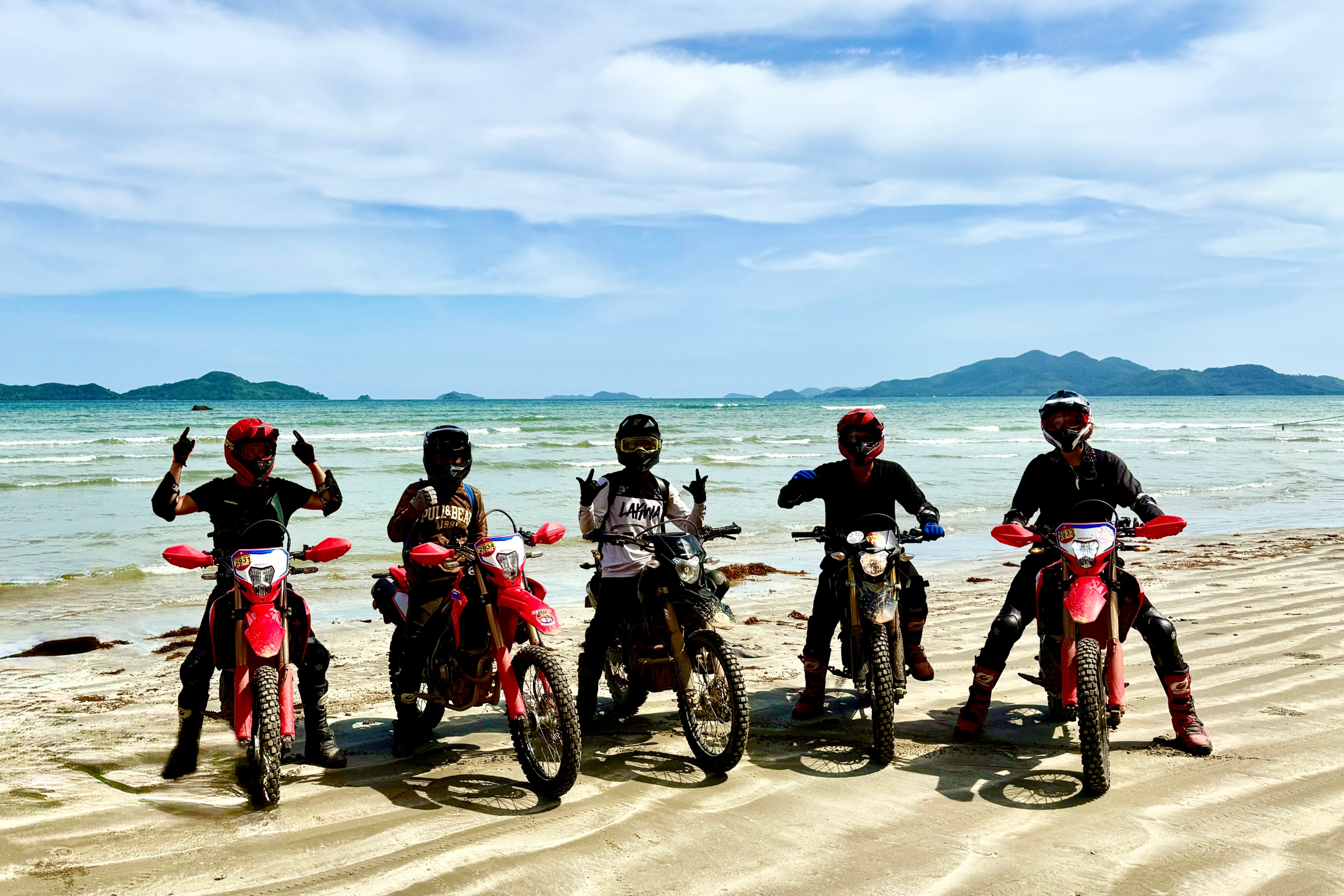 El Nido Scenic Highlights Motorcycle Tour (Beginner Friendly)