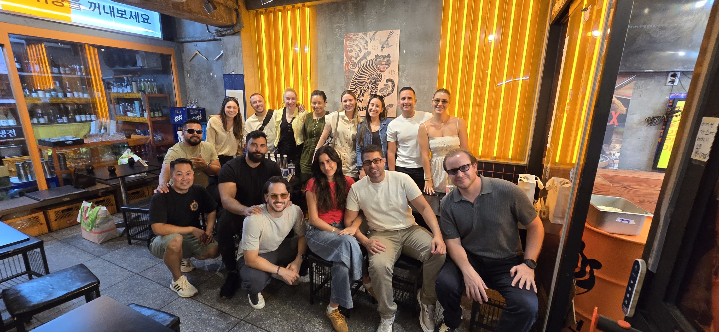 Gwangjang market & Jongno-gu Half-day Local Food & Wine Tasting Tour