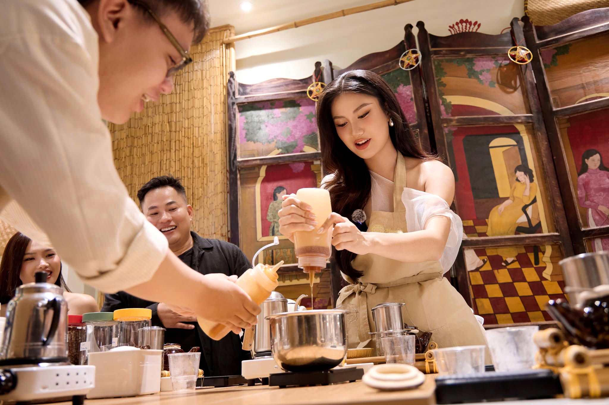 Класс по кофе Сайгона от M.O.M: Ханойское яйцо и сайгонский «Вот»