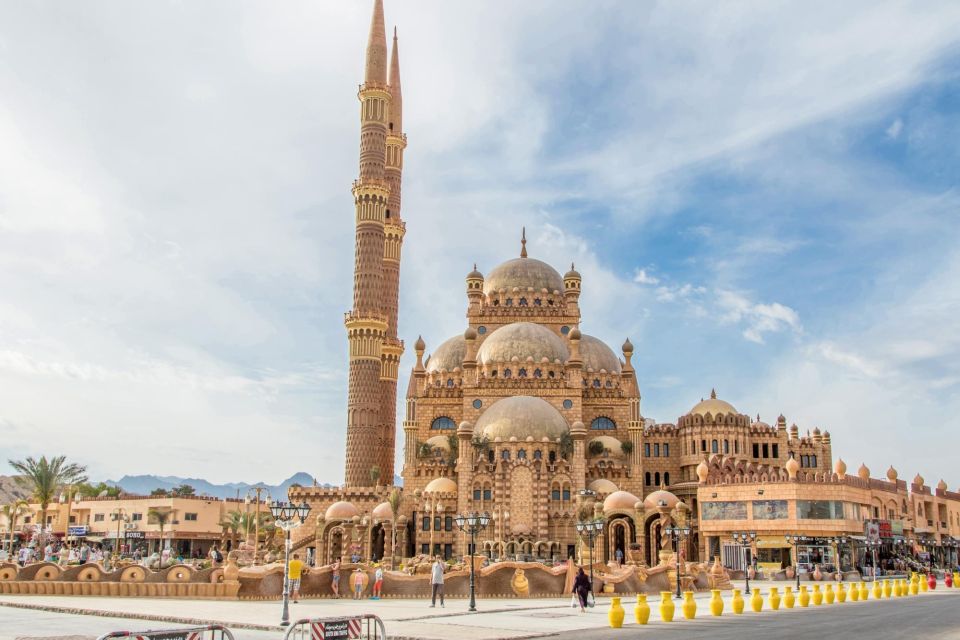 Sharm Al Sahaba Mosque, Naama Bay, Old Market Private Tour