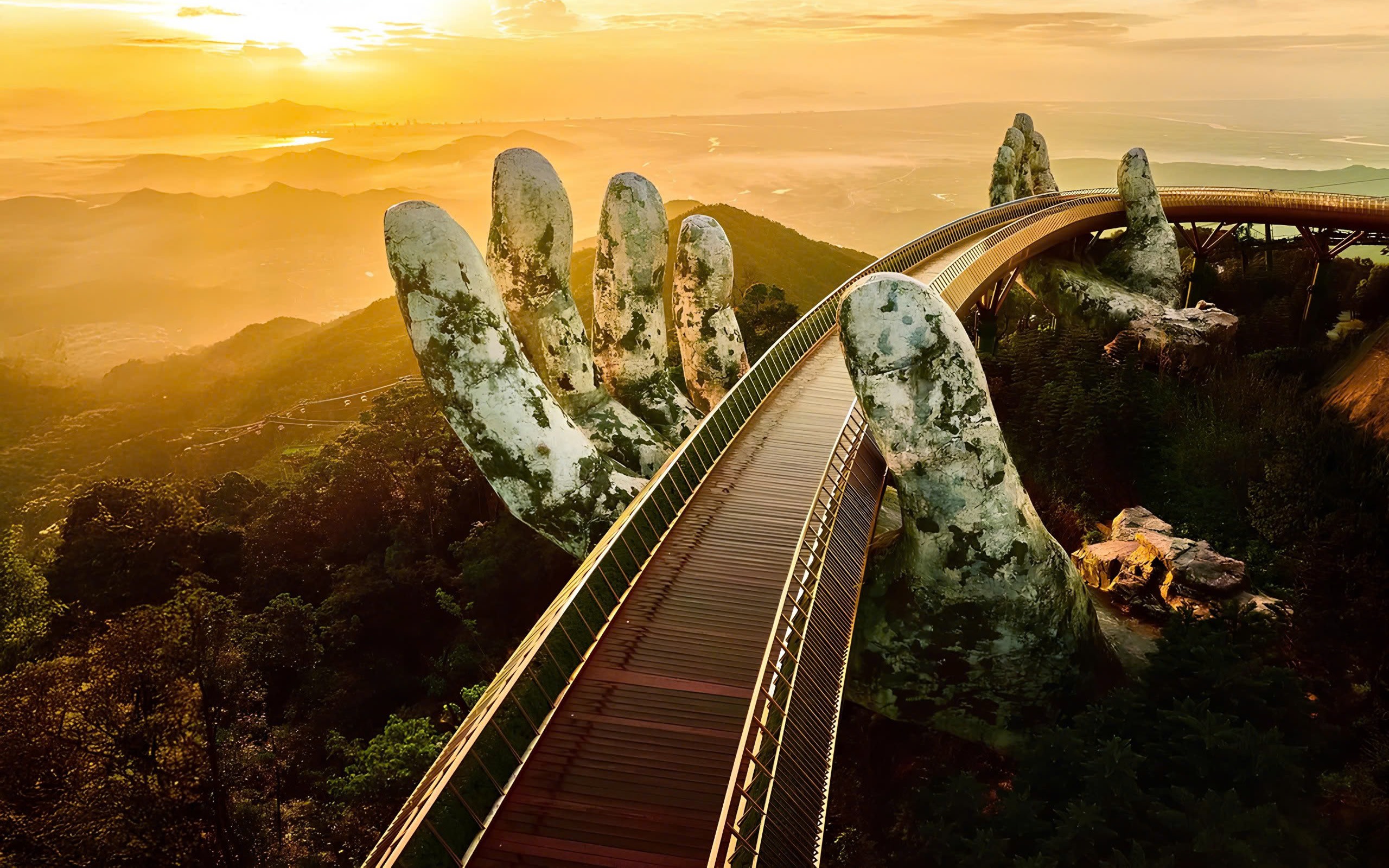 Ba Na Hills and Golden Bridge Day Tour