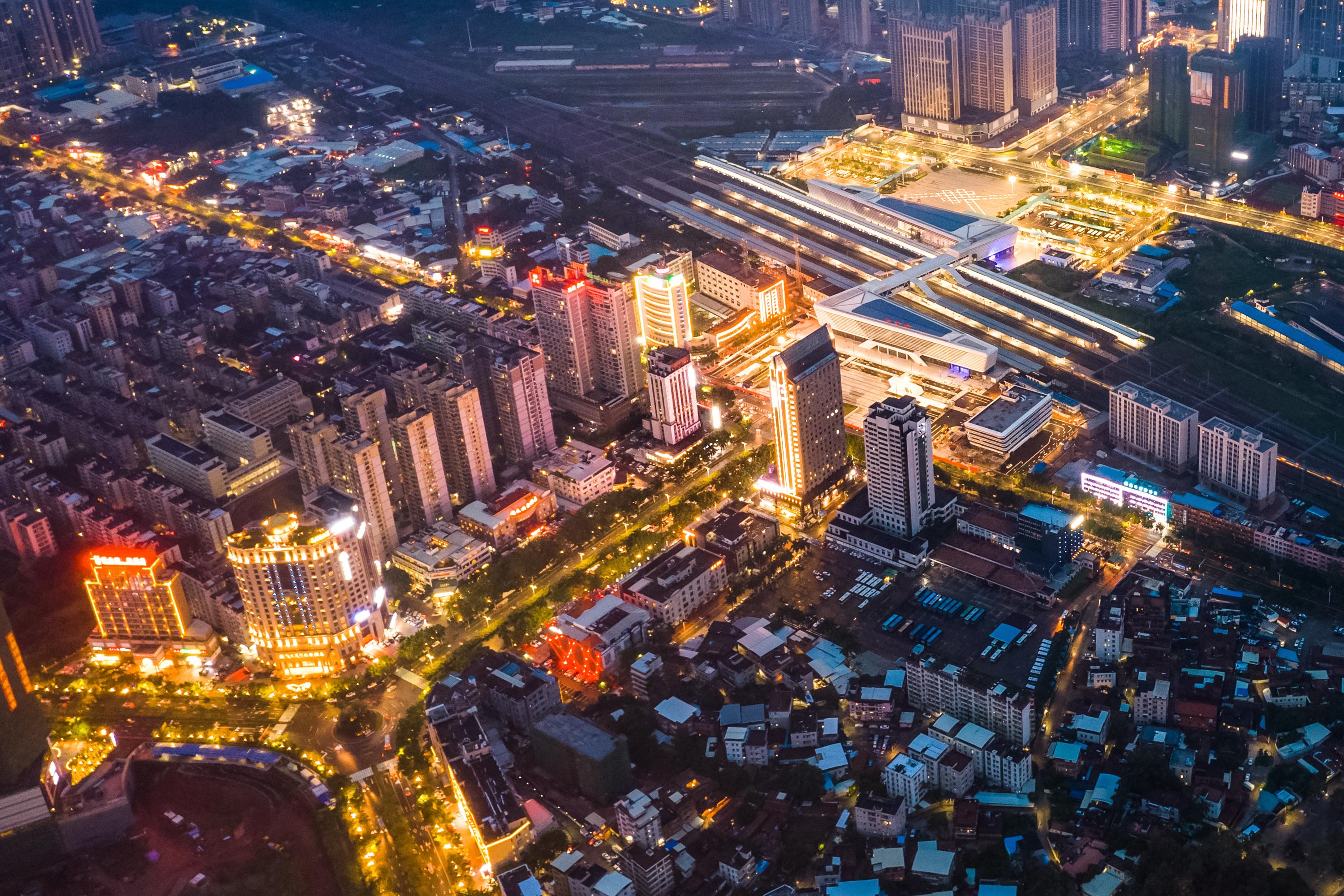 Maoming City One-Day Private Car Tour