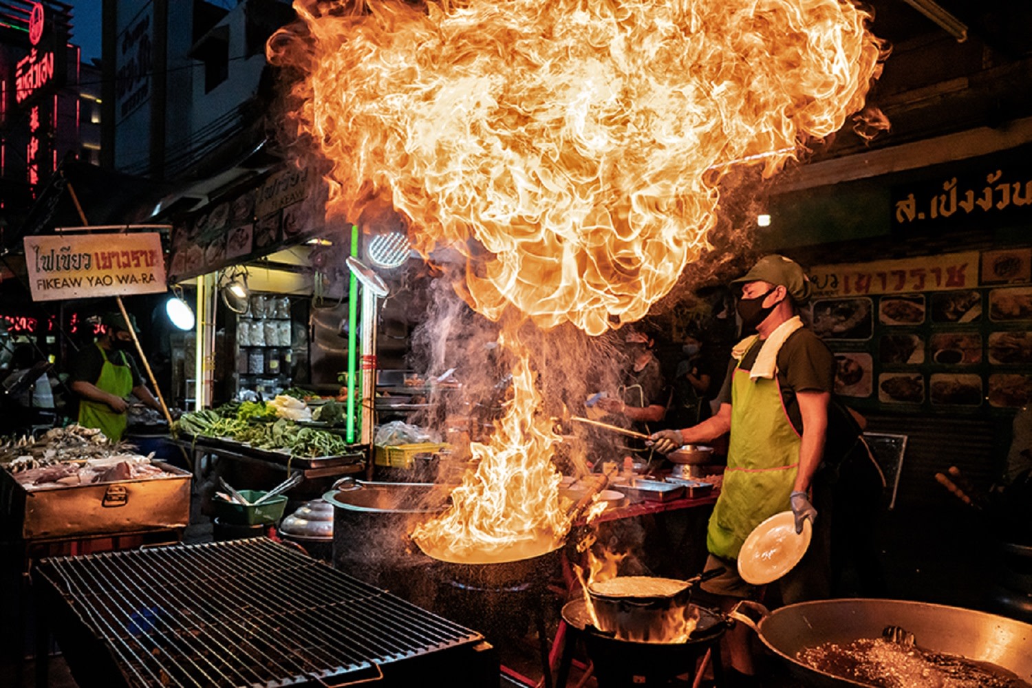 Bangkok Chinatown 2-Hour Private Street Food Walking Tour