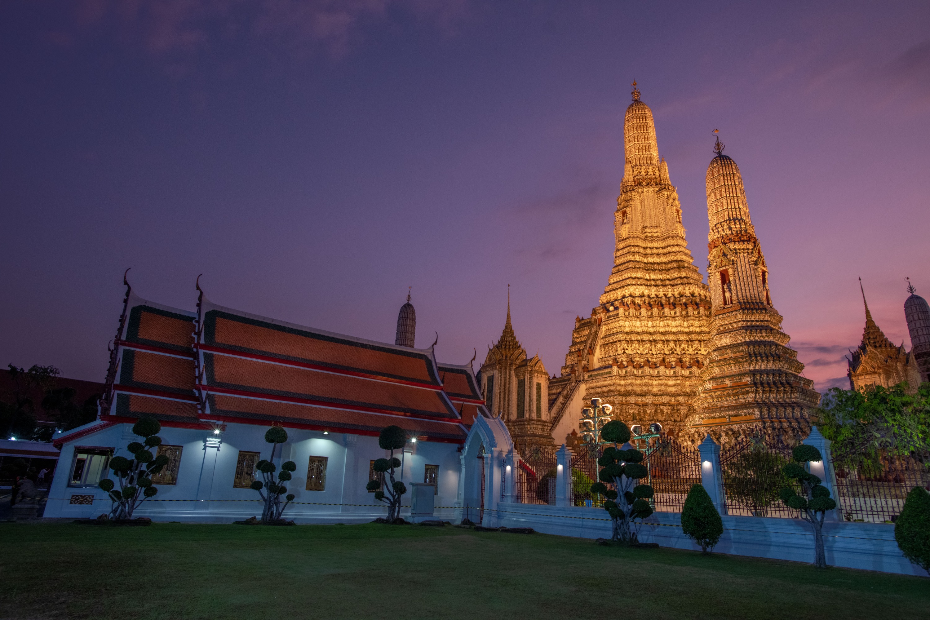 曼谷臥佛寺（Wat Pho） & 鄭王廟（Wat Arun）徒步之旅