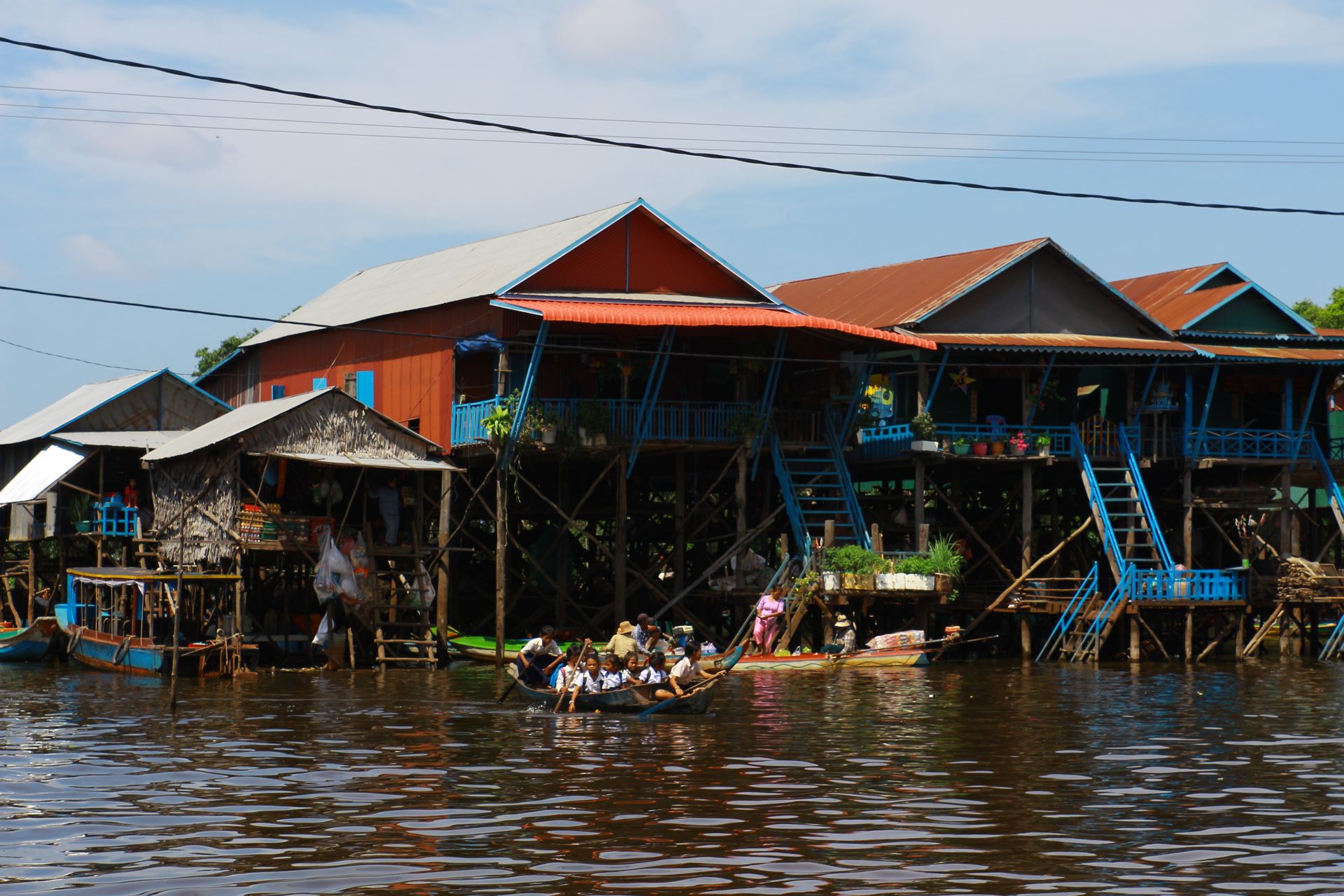 探索迷人的空邦魯浮村 (Kampong Phluk Floating Village)