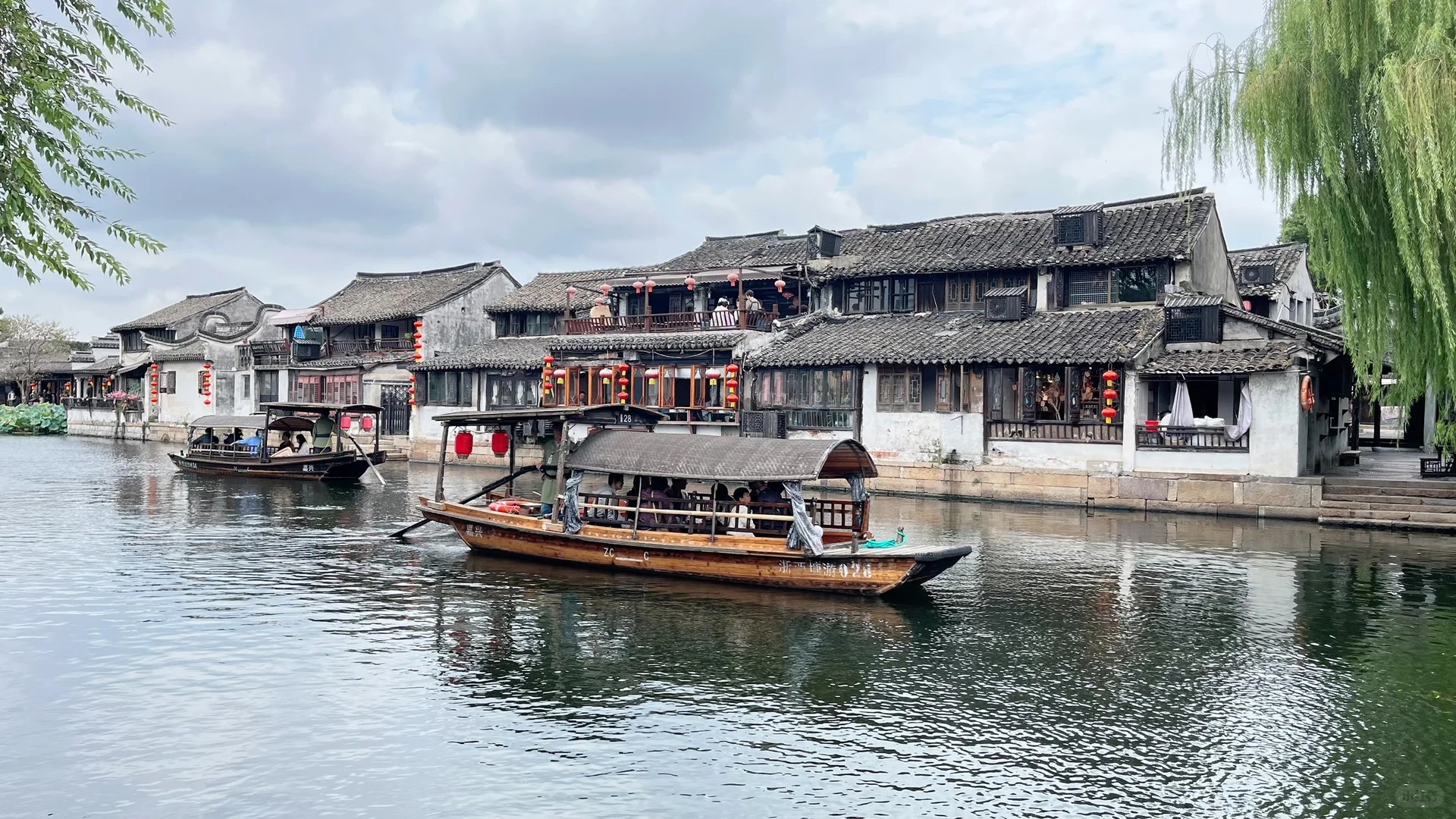 升級贈送西塘古鎮遊船和漢服體驗。