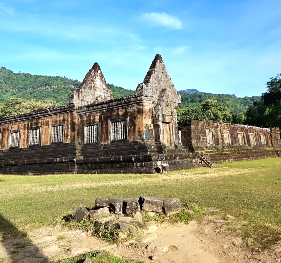 Pakse Mystic Falls &amp; Timeless Temples of Southern Laos
