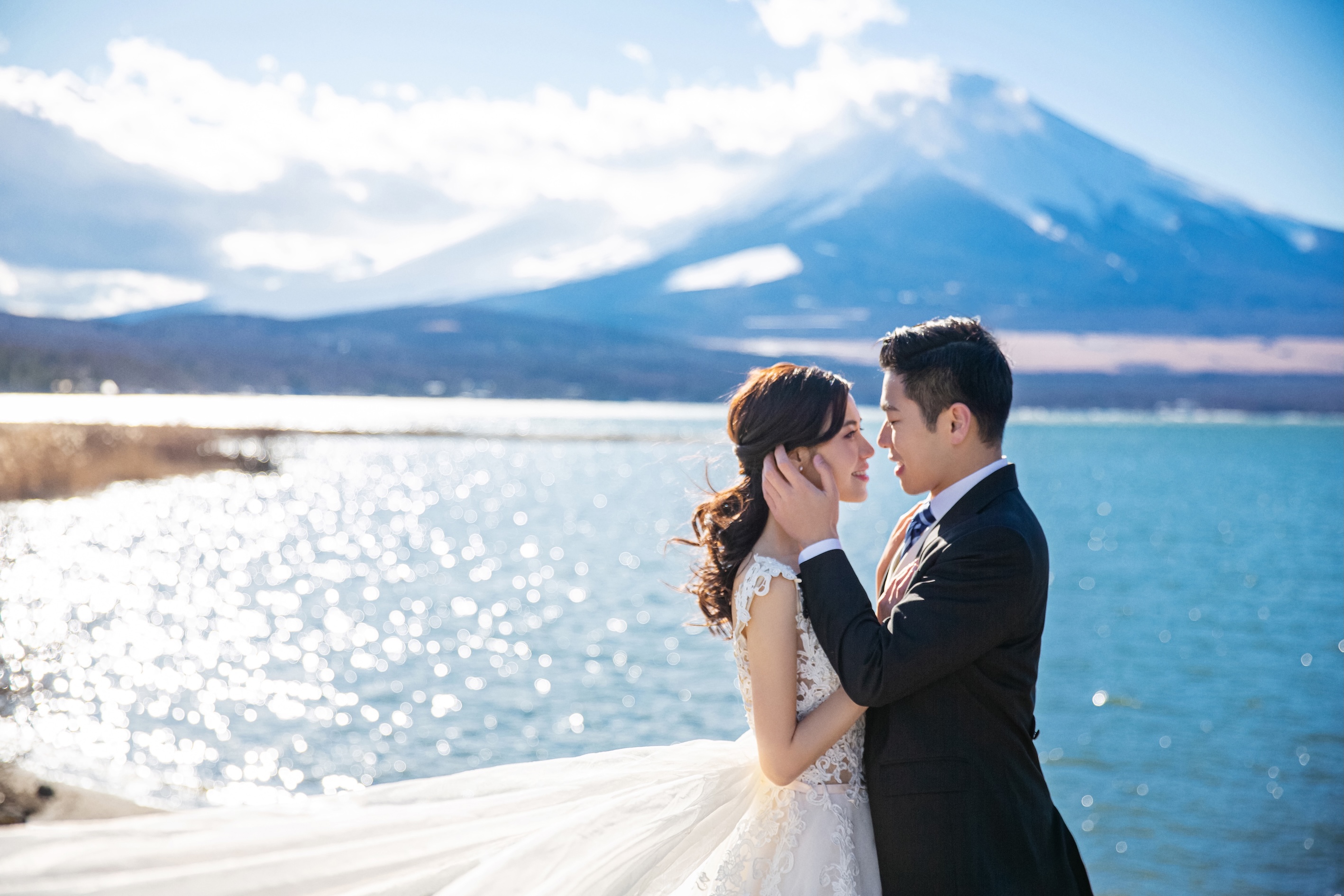 富士山交流廣場：水波紋大橋和富士山的完美結合