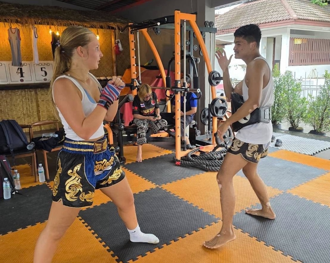 Koh Chang: Muay Thai Boxing Introduction Class for Beginners