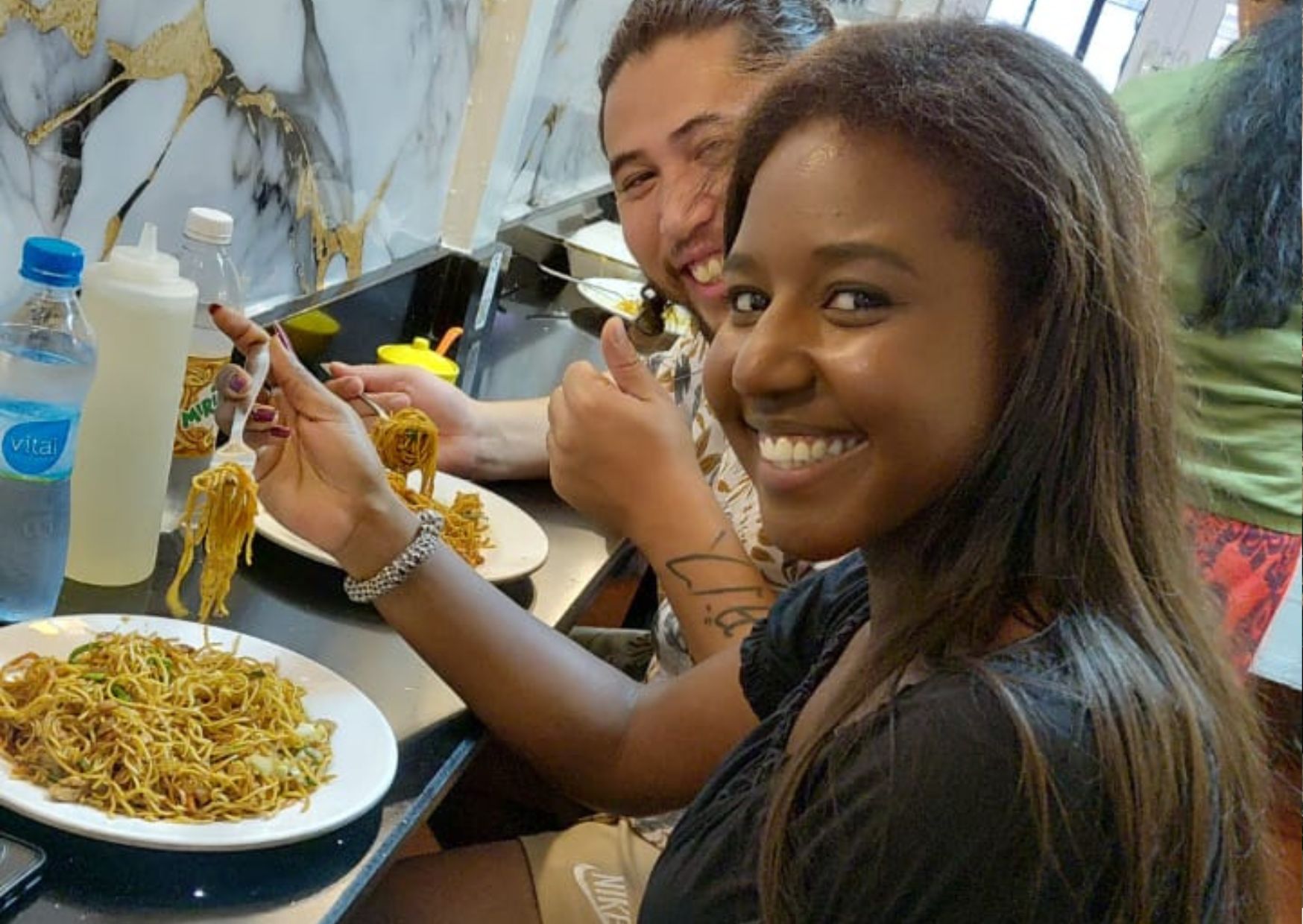 Вкусы Порт-Луи: Гастрономическая экскурсия с дегустацией с местным гидом