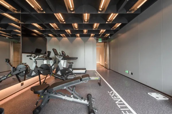 Hotel gym environment display picture