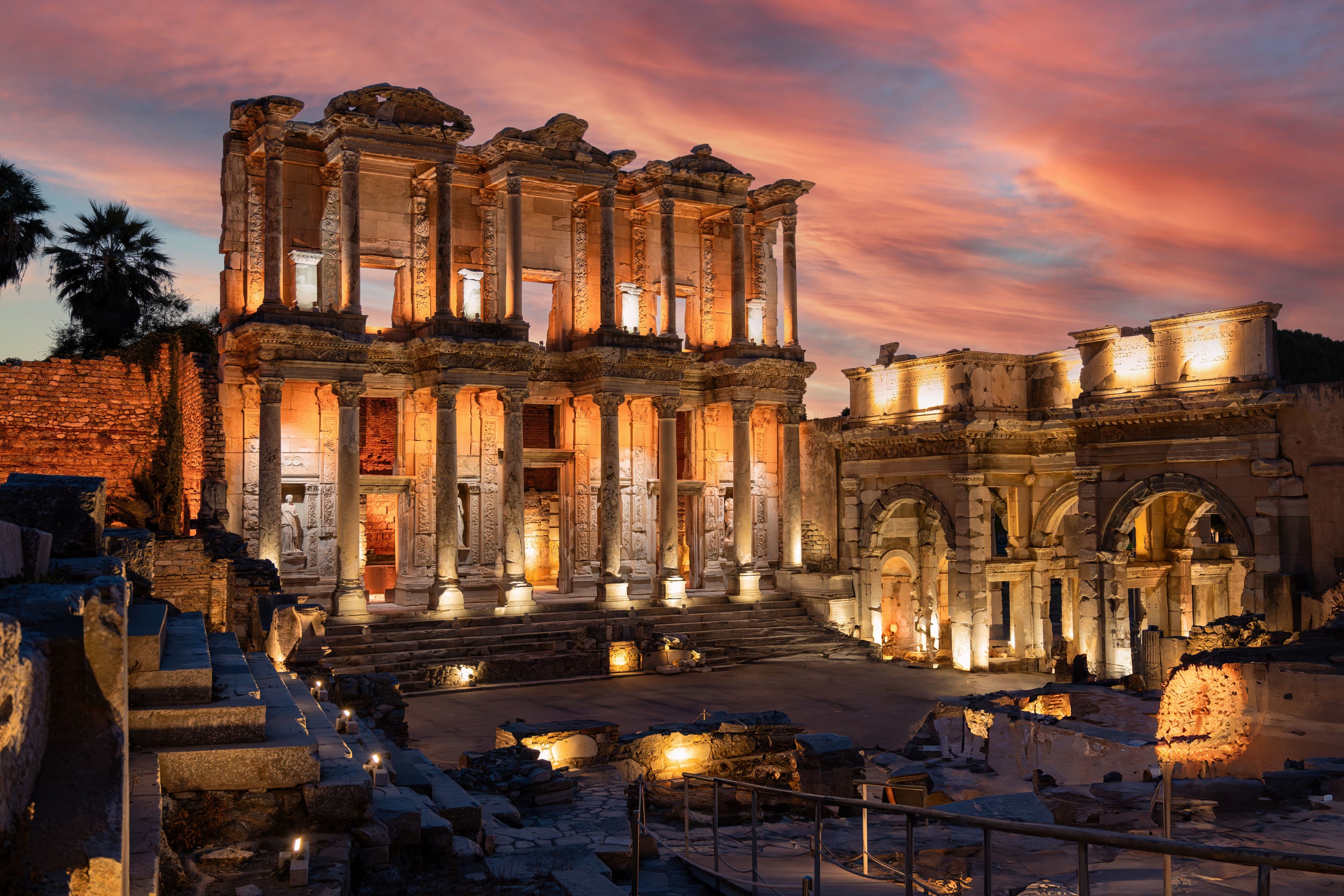Ephesus Ancient Greek Theatre & Hierapolis Multi-day Private & Guided Tour
