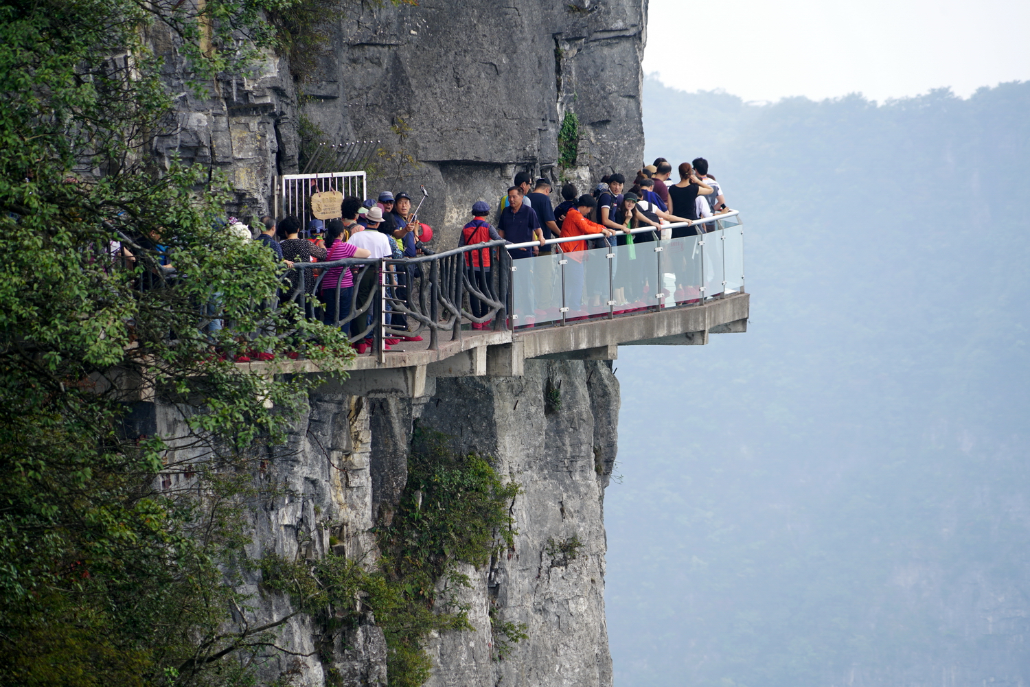 Tianmen Mountain, Cable Car and Gallery Road in Zhangjiajie