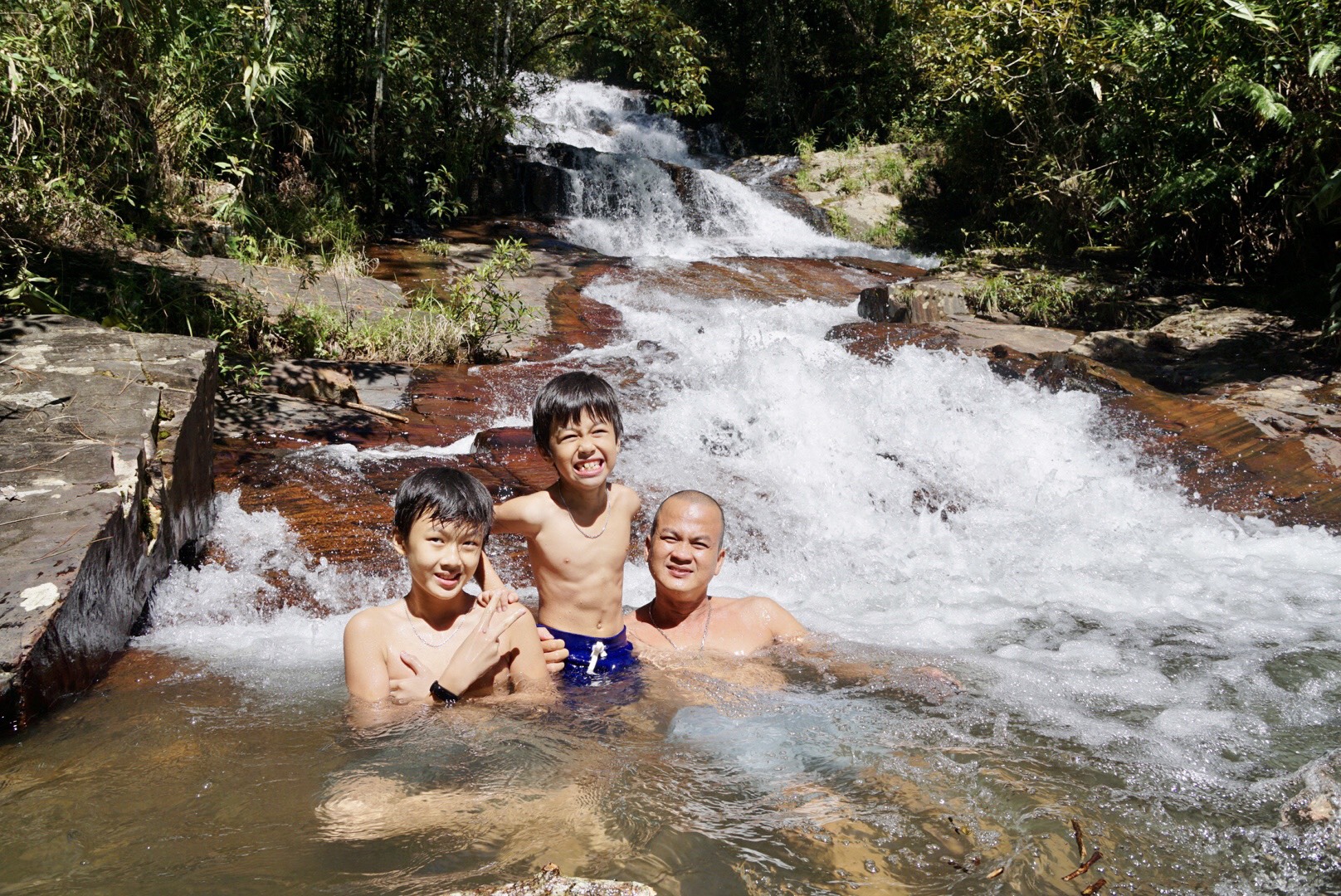 Trekking Tour to Hidden Waterfall & Sturgeon Farm
