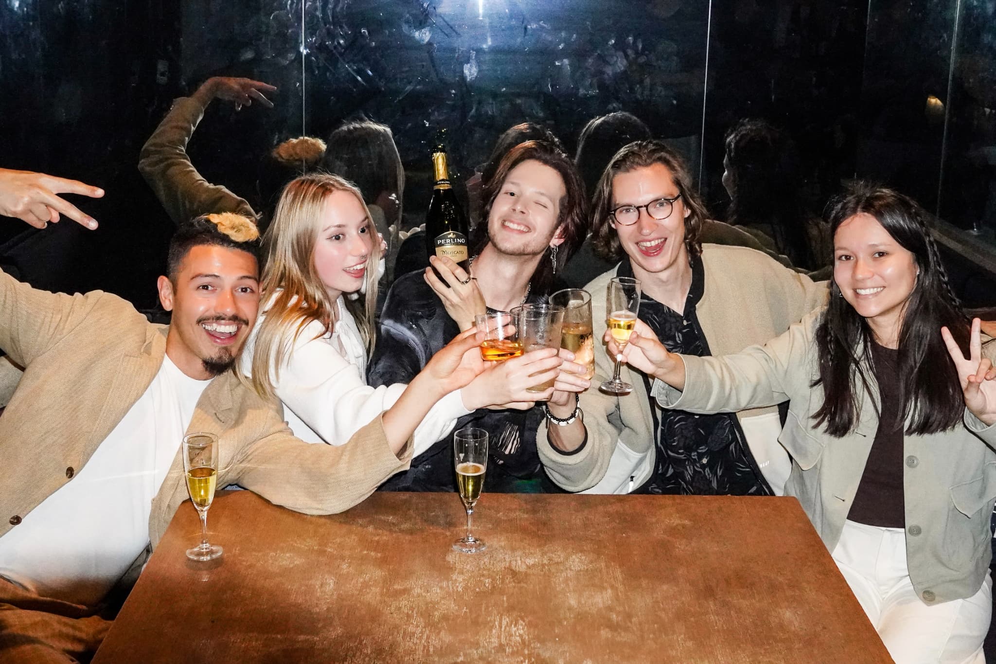 Only in Tokyo Nishi-Azabu Izakaya and Crazy Viral Staff Dance Bar