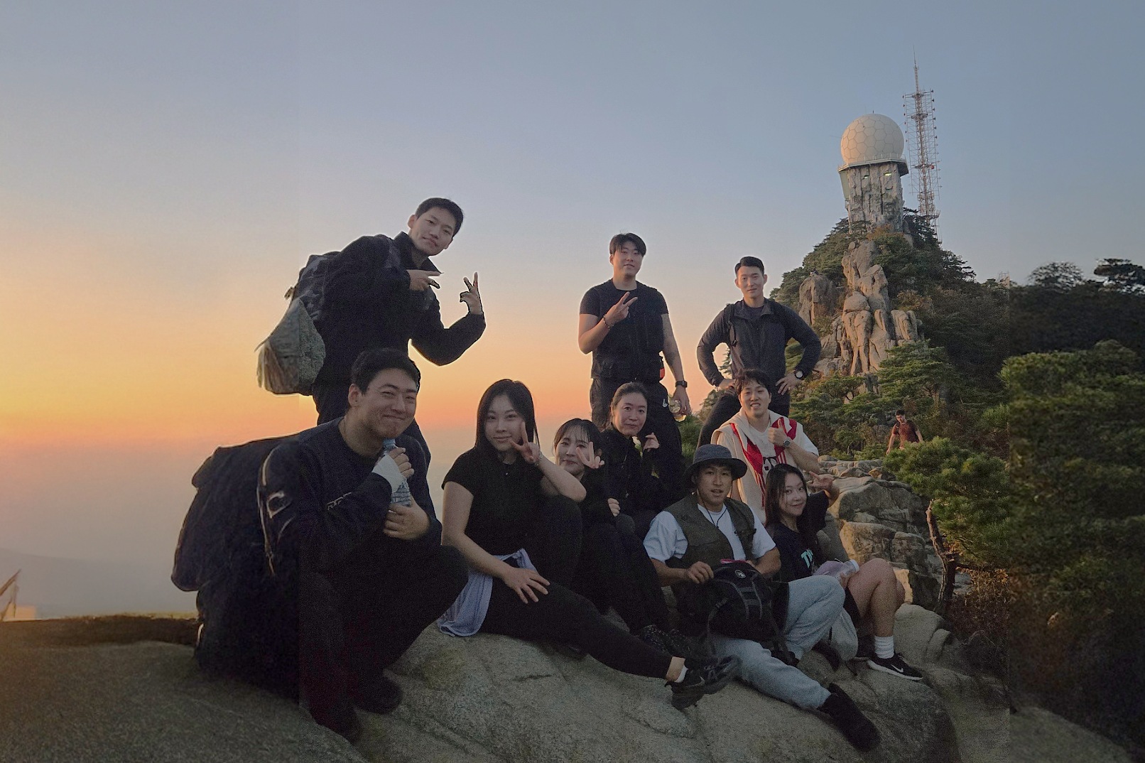 K-Hiking Experience: 100 Summits Challenge with Local Crew