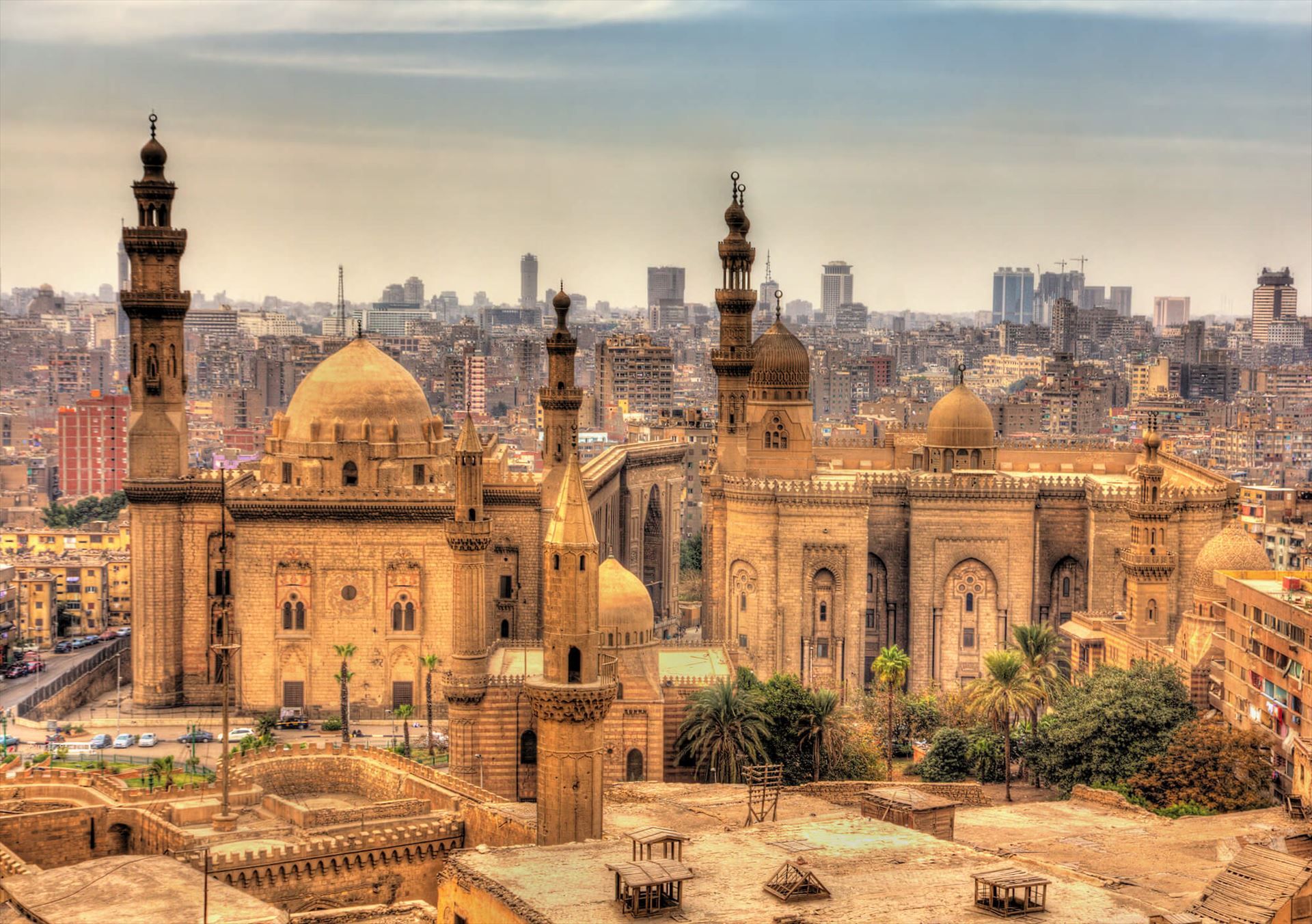 Cairo Citadel, Hanging Church and Khan El-Khalilli Private Day Tour 