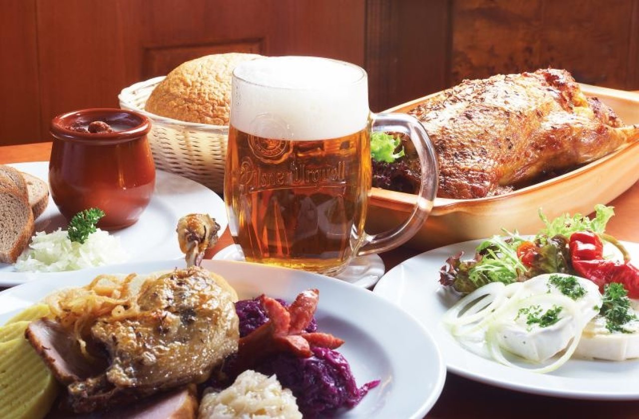 布拉格啤酒 & 傳統捷克晚餐