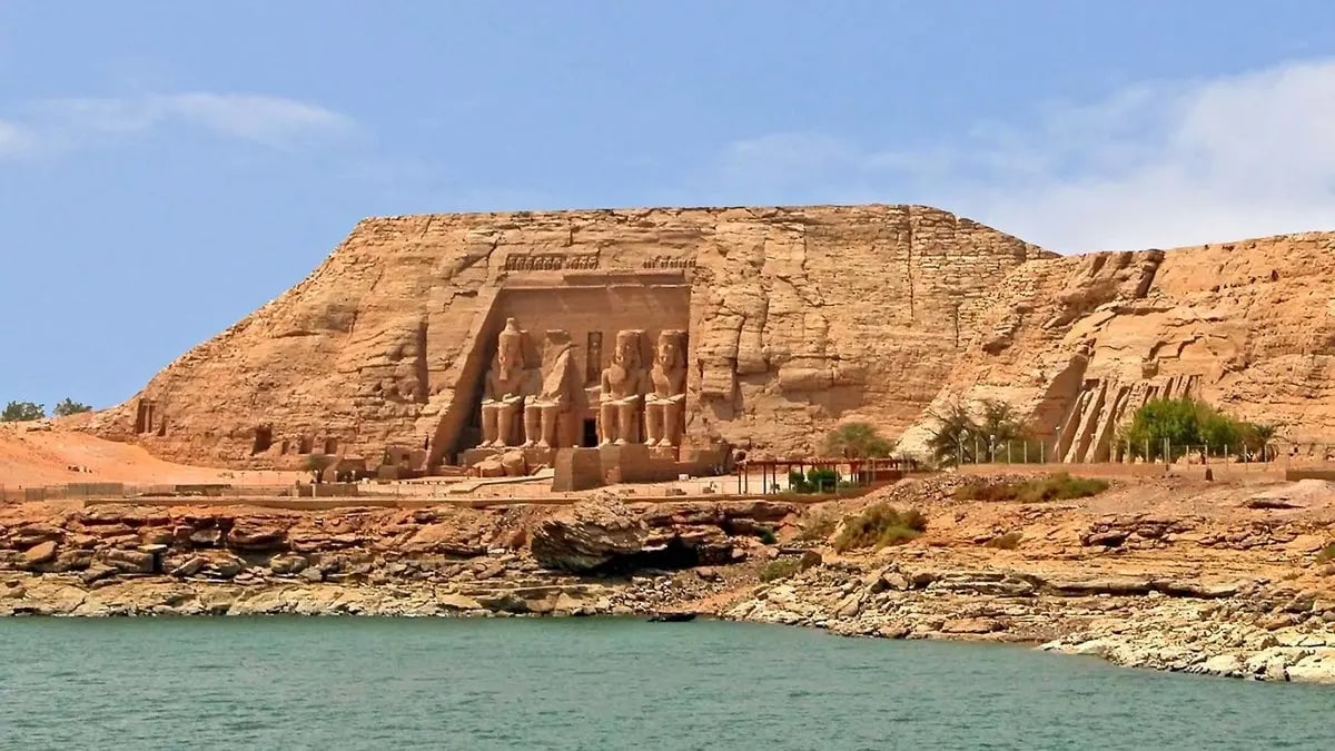 Tour to Abu Simbel Temples from Aswan