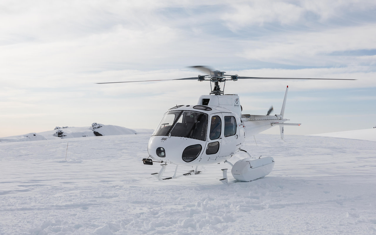 Wanaka Scenic Helicopter Flight with Snow Landing 