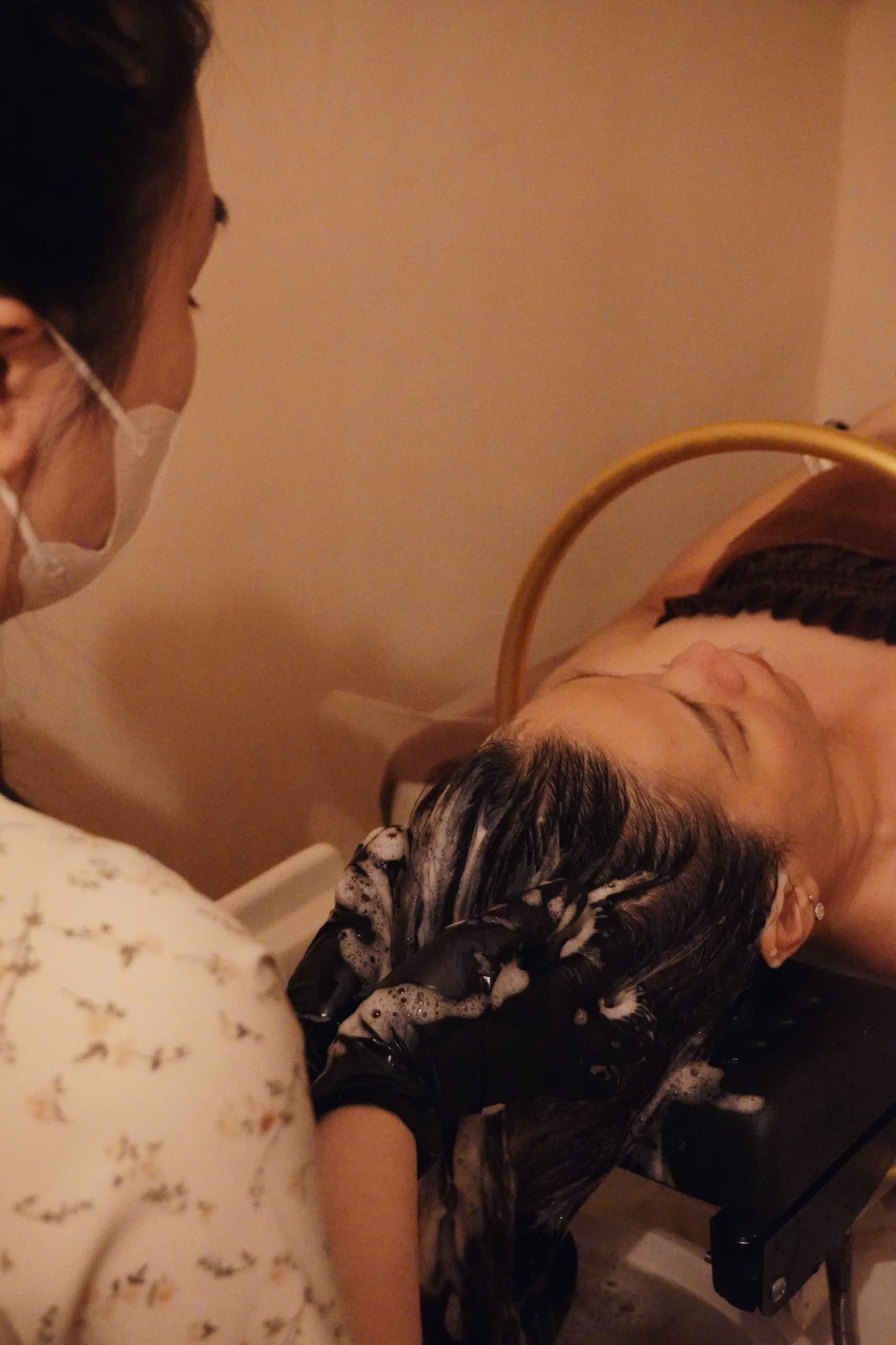 胡志明市 Chi Tu Spa 藥草洗髮、按摩與臉部護理