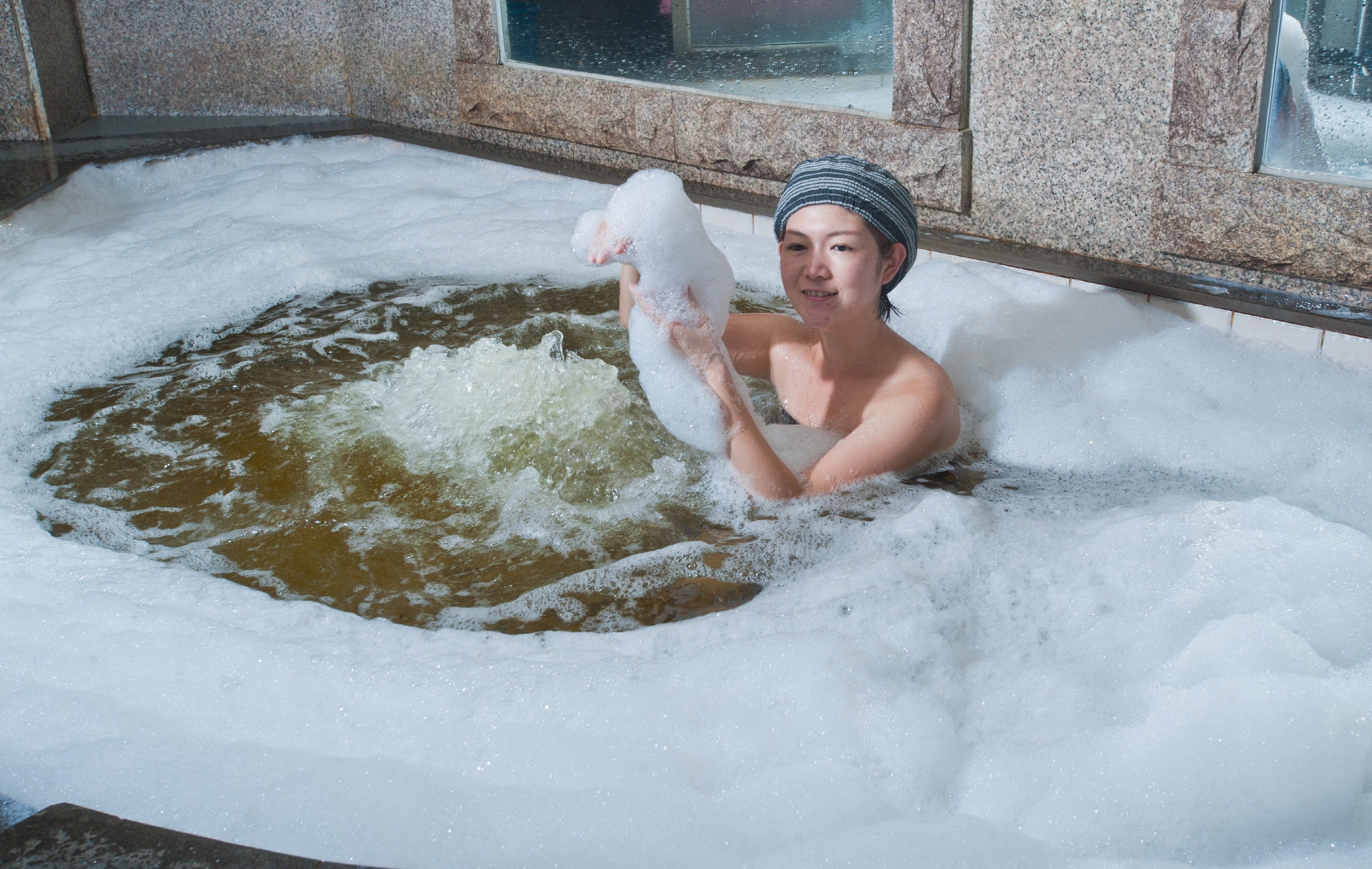 明洞 Hana Mud Spa 水療按摩體驗（限女性）