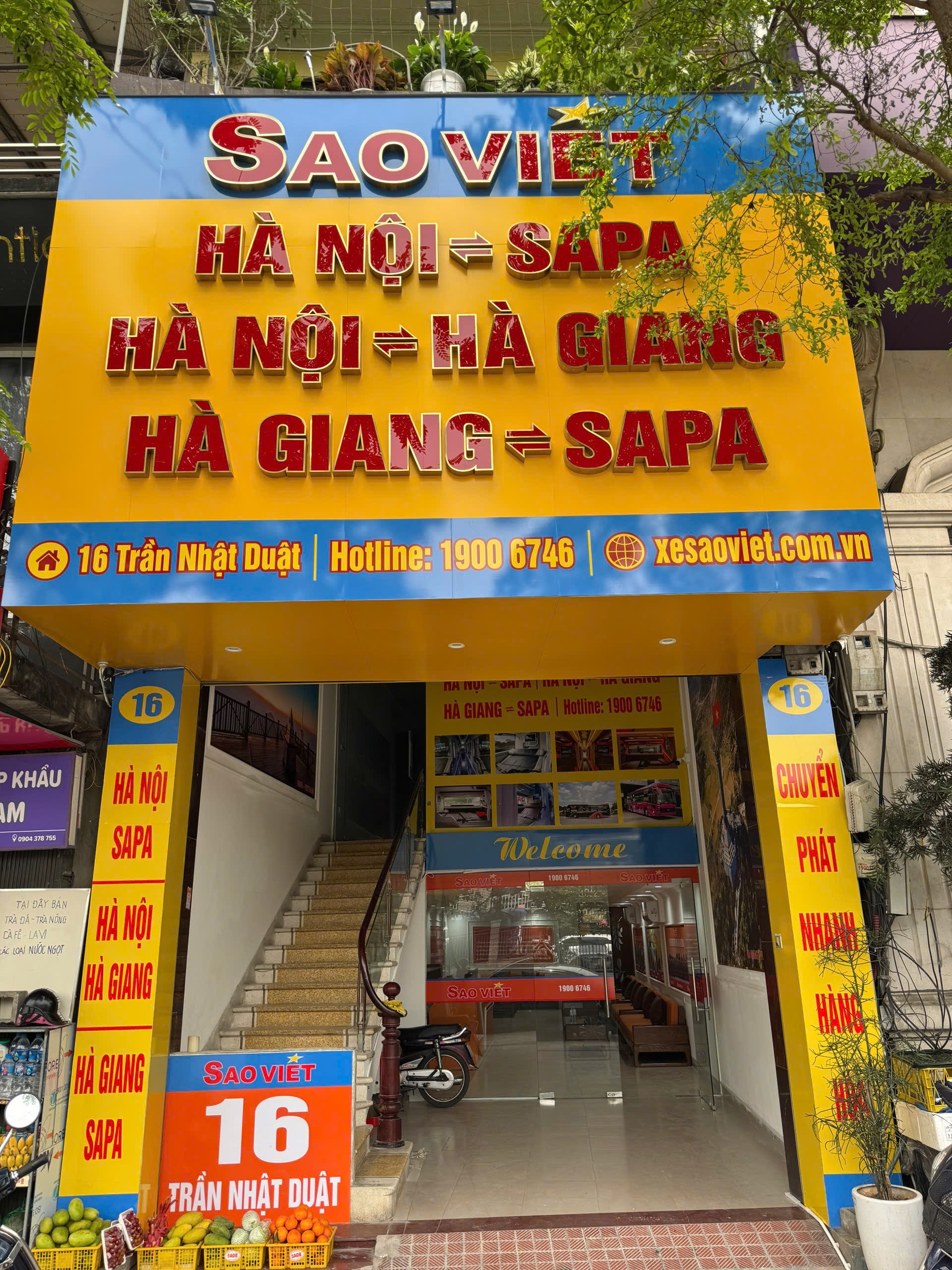 Ha Noi - Ha Giang sleeper bus by Sao Viet