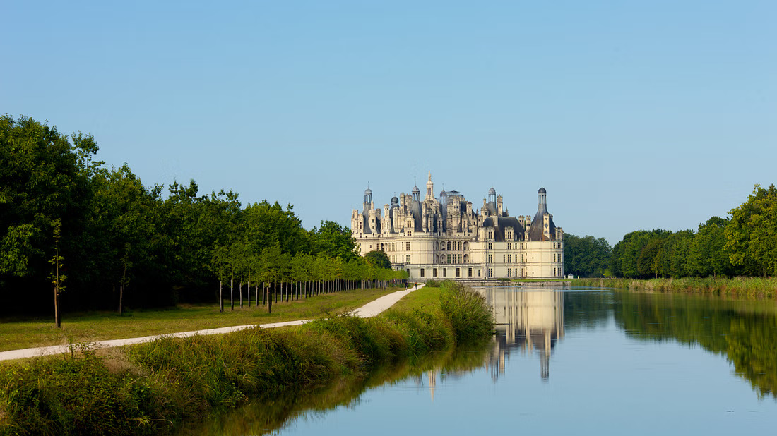 盧瓦爾河谷：Chambord Chateau de Villesavin 電動自行車探索之旅