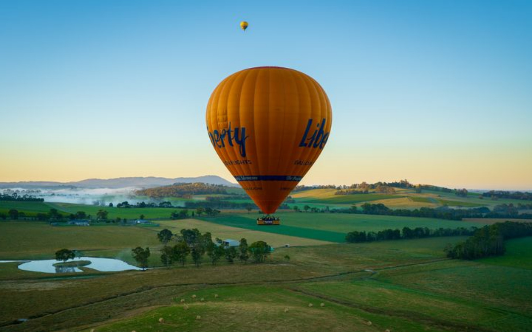Ballooning in Yarra Valley includes Breakfast