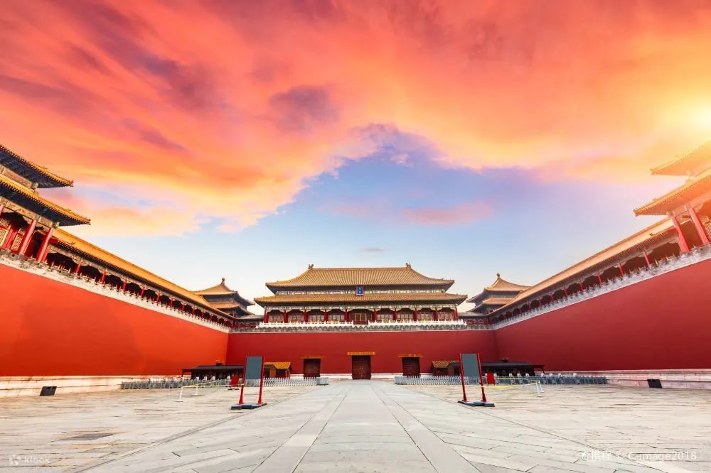 深度北京2日遊（全程私家服務+六大精華景點+天安門+故宮、天壇、頤和園、慕田峪長城+老北京胡同+中英導遊陪你+再享地道烤鴨盛宴」