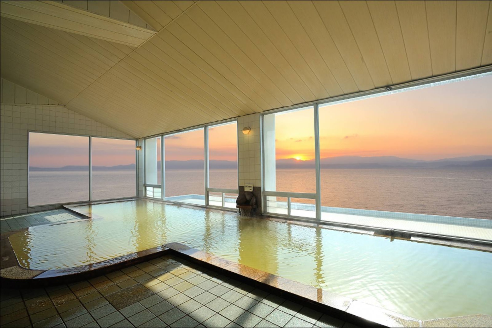 Ibusuki Seaside Hotel Sunamushi Onsen (Day Trip)