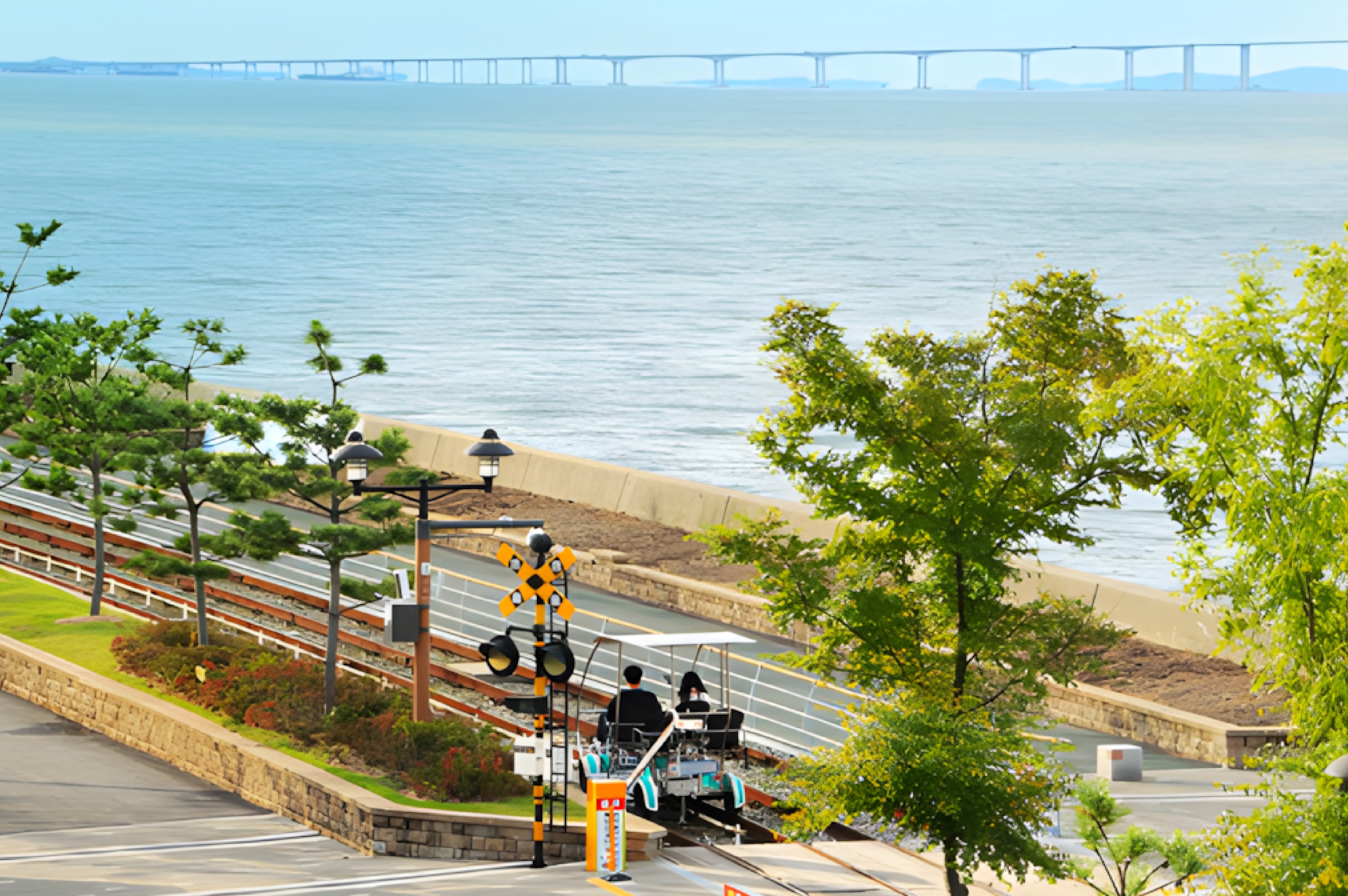 🚴🌿 選擇鐵道自行車,盡情享受清新的春日氣息與沿途美景。 🚴🌿 選擇鐵道自行車,盡情享受清新的春日氣息與沿途美景。