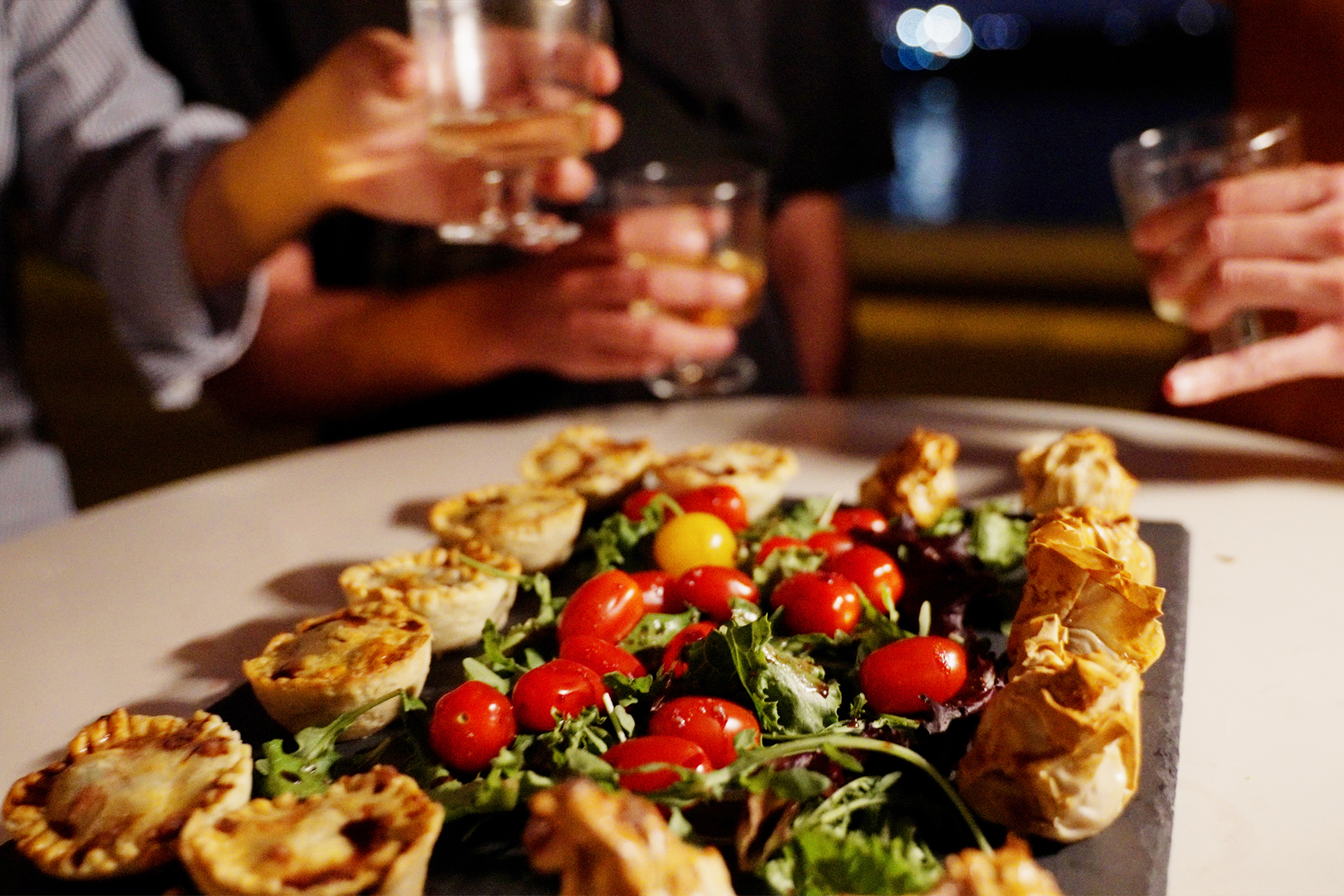 LISBON NIGHT TOUR in a Vintage Jeep with FOOD & DRINK Tastings