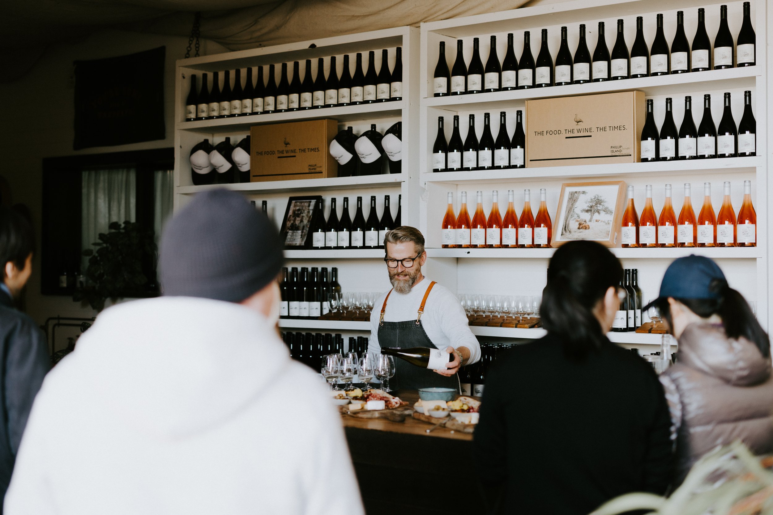 Phillip Island Wine, Wildlife and Penguins 1 Day Tour from Melbourne