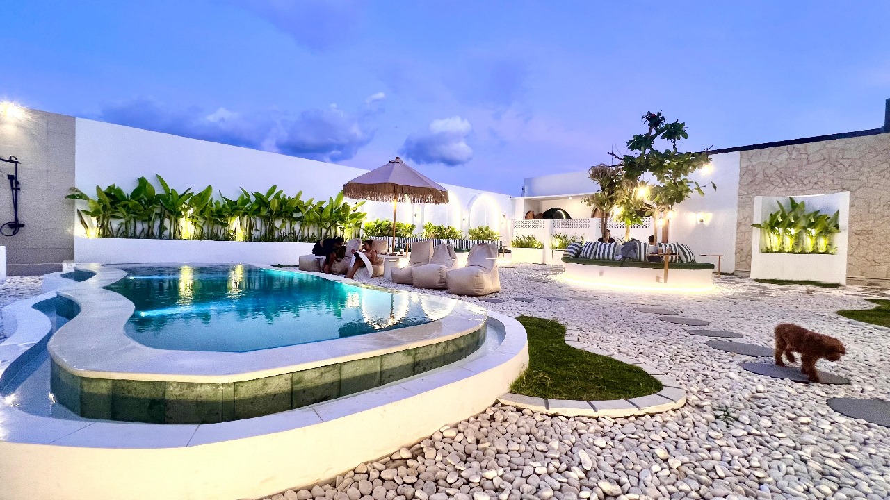 巴厘島寵物天堂寵物咖啡館和休息室 (Pet Cafe and Lounge in Bali Pet Nirvana)