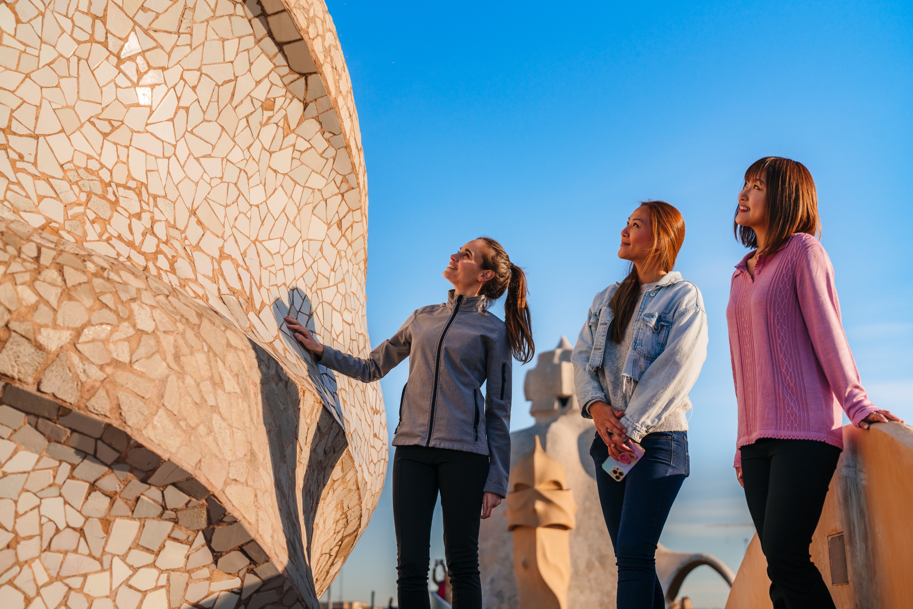 tourists at the La Pedrera