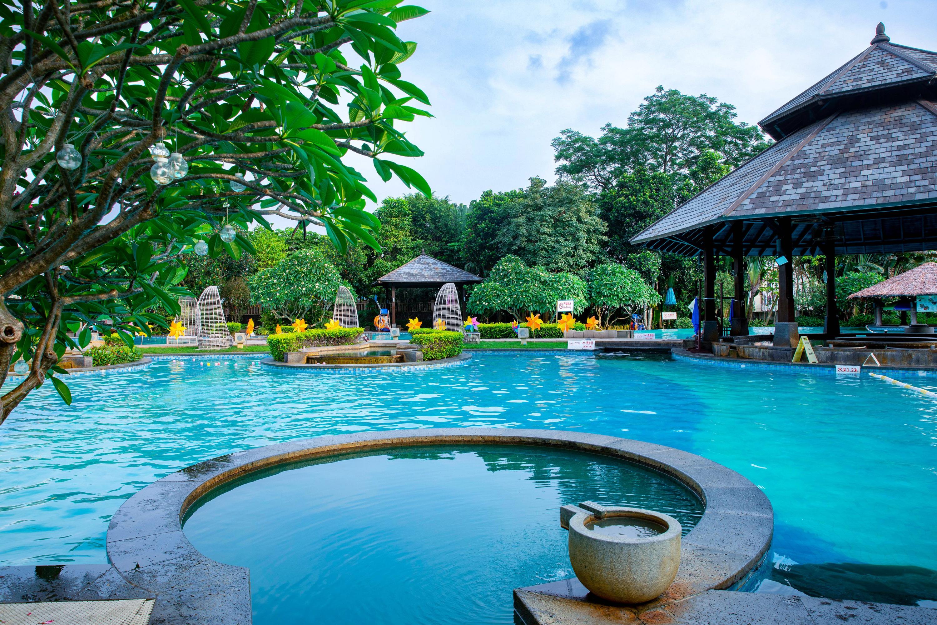 [Spring Festival Special Offer] Zhongshan Hot Spring Hotel Accommodation Package | Courtyard-style Resort | Hot Spring Healing Trip | Near Luo San Mei Mountain