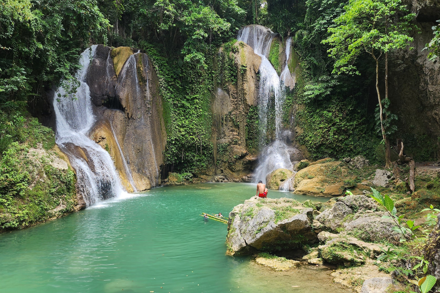 Napaling Sardine Run with Hinagdanan Cave & Pahangog Twin Falls Tour