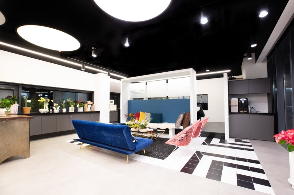 interior of the salon in seoul
