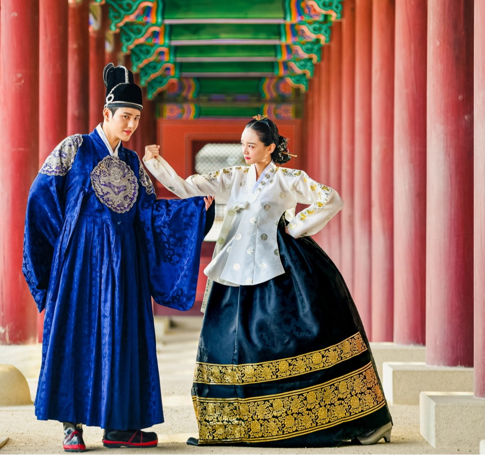 Photoshoot, Premium Hanbok Rental and Make-up at Gyeongbokgung