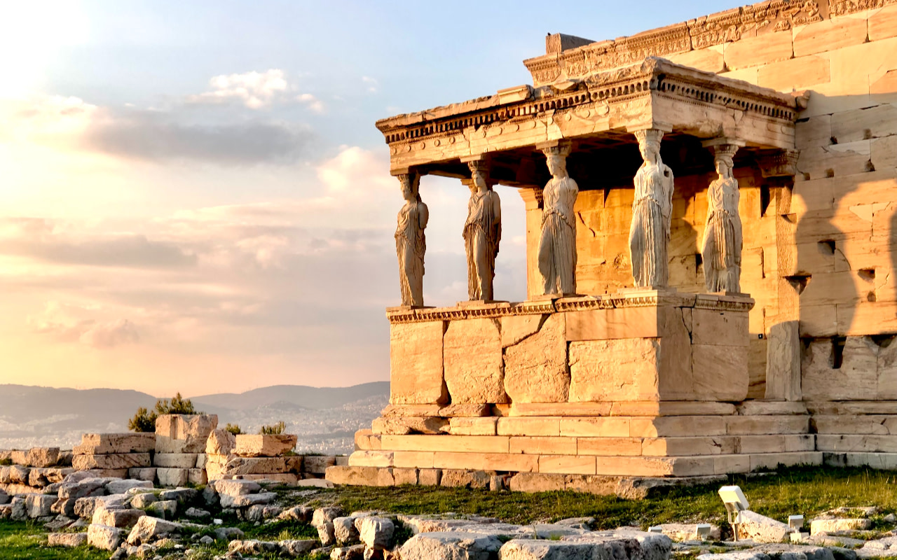 跟著知識淵博的西班牙語導遊，探索古老寺廟，盡情學習引人入勝的神話故事。