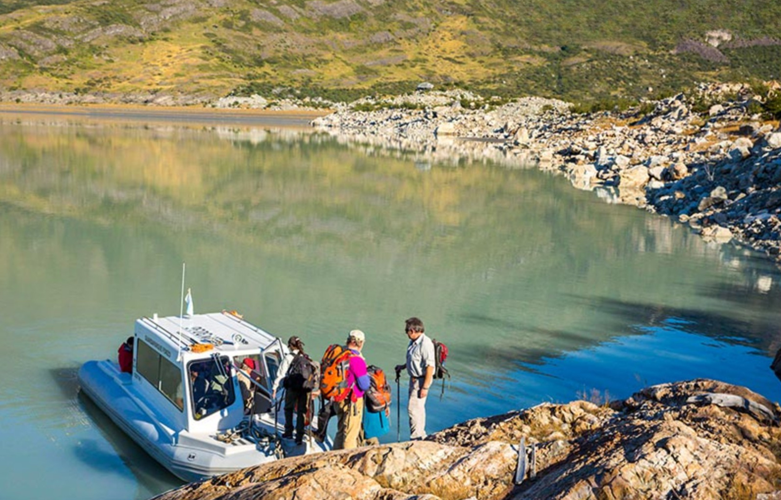 Glaciar Sur Pioneros Excursion from El Calafate