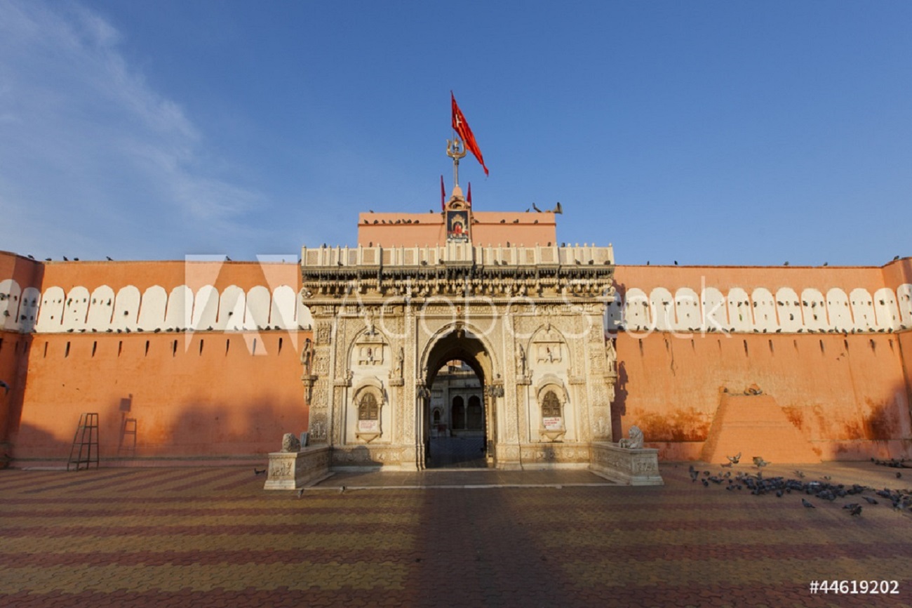 Visit Junagarh Fort and Rat Temple from Jaipur with Bikaner Drop